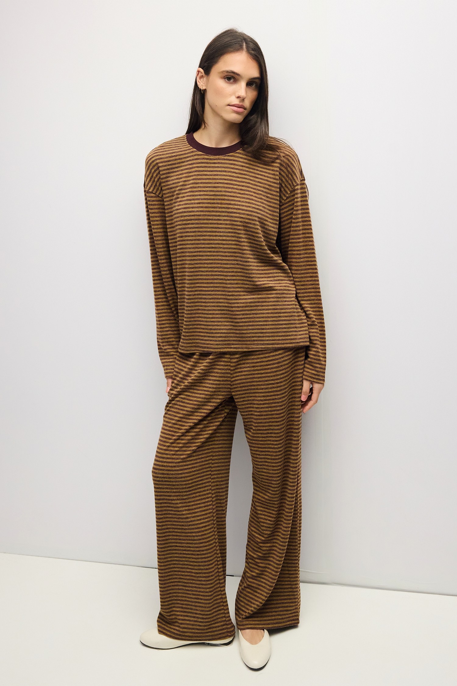 TAR1422-OLIVE-BURGUNDY