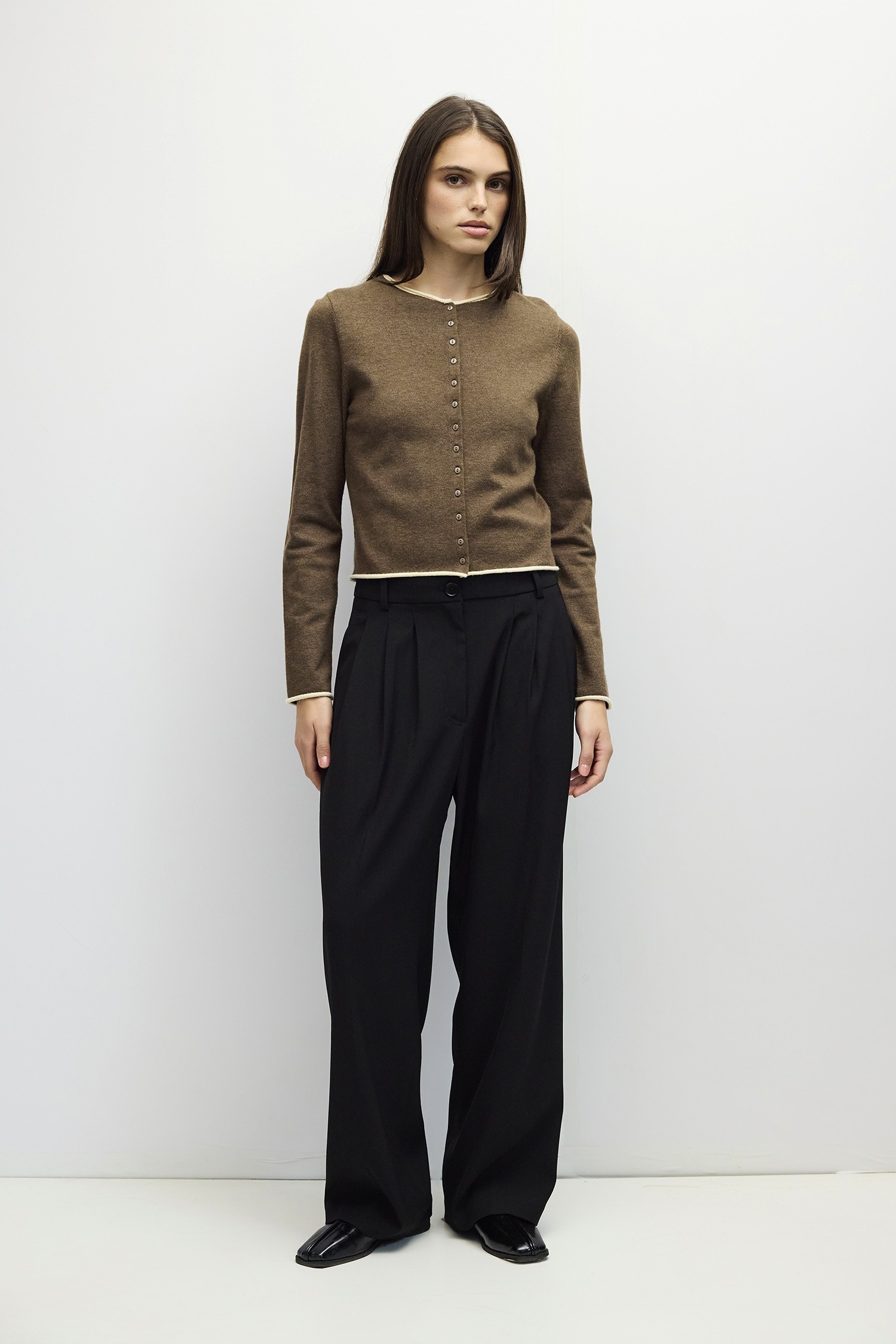 TAR1526-BROWN-CREAM