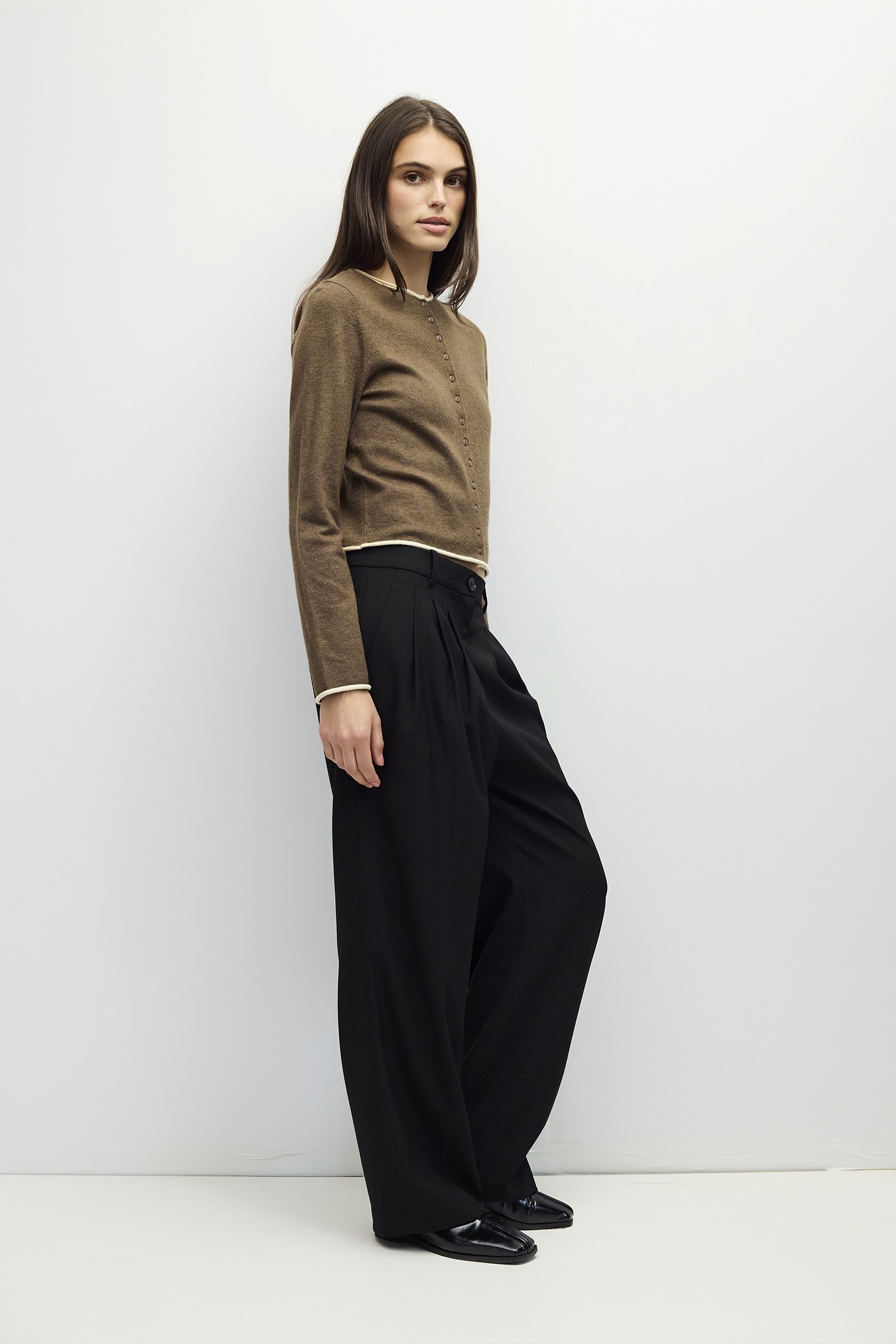 TAR1526-BROWN-CREAM