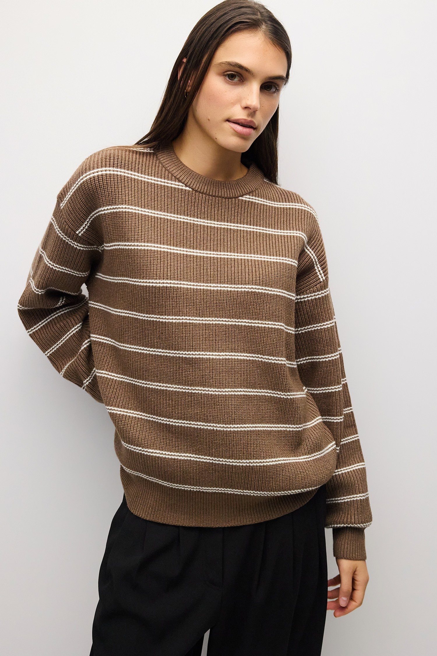 TAR1536-BROWN-IVORY