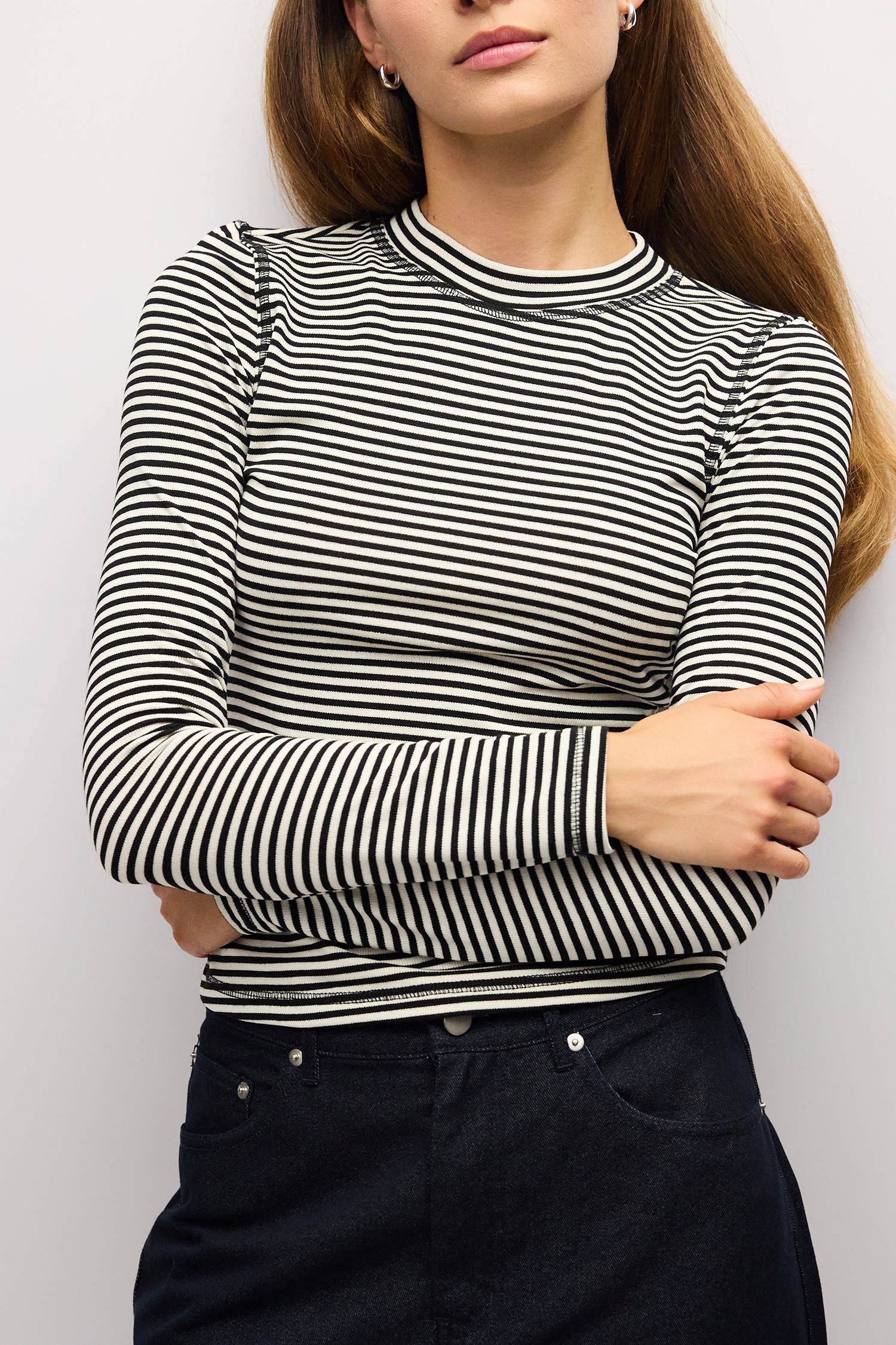 TAR1551-A-BLACK/CREAM