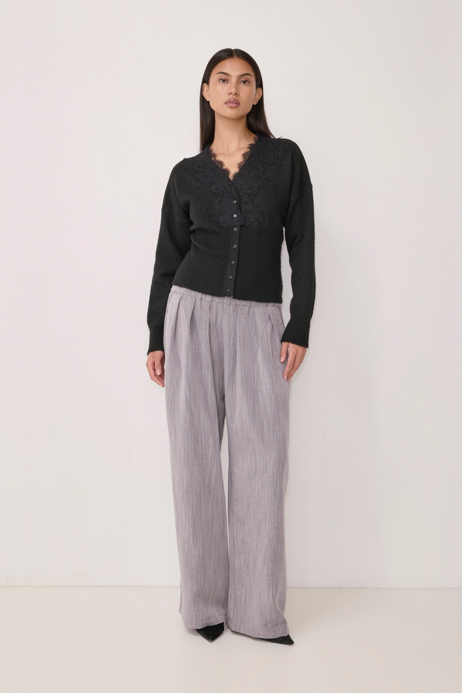 TAR1684-BLACK