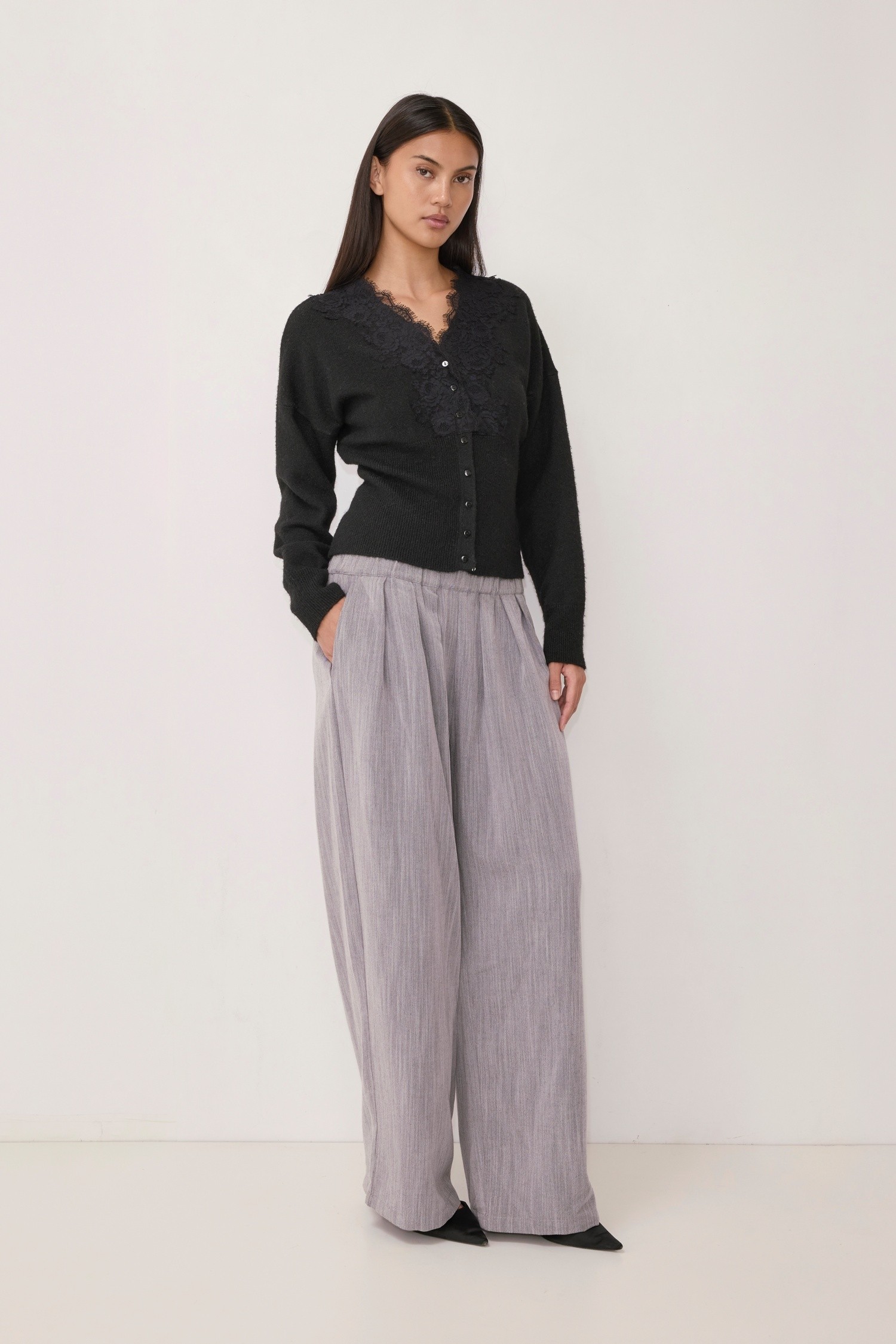 TAR1684-BLACK