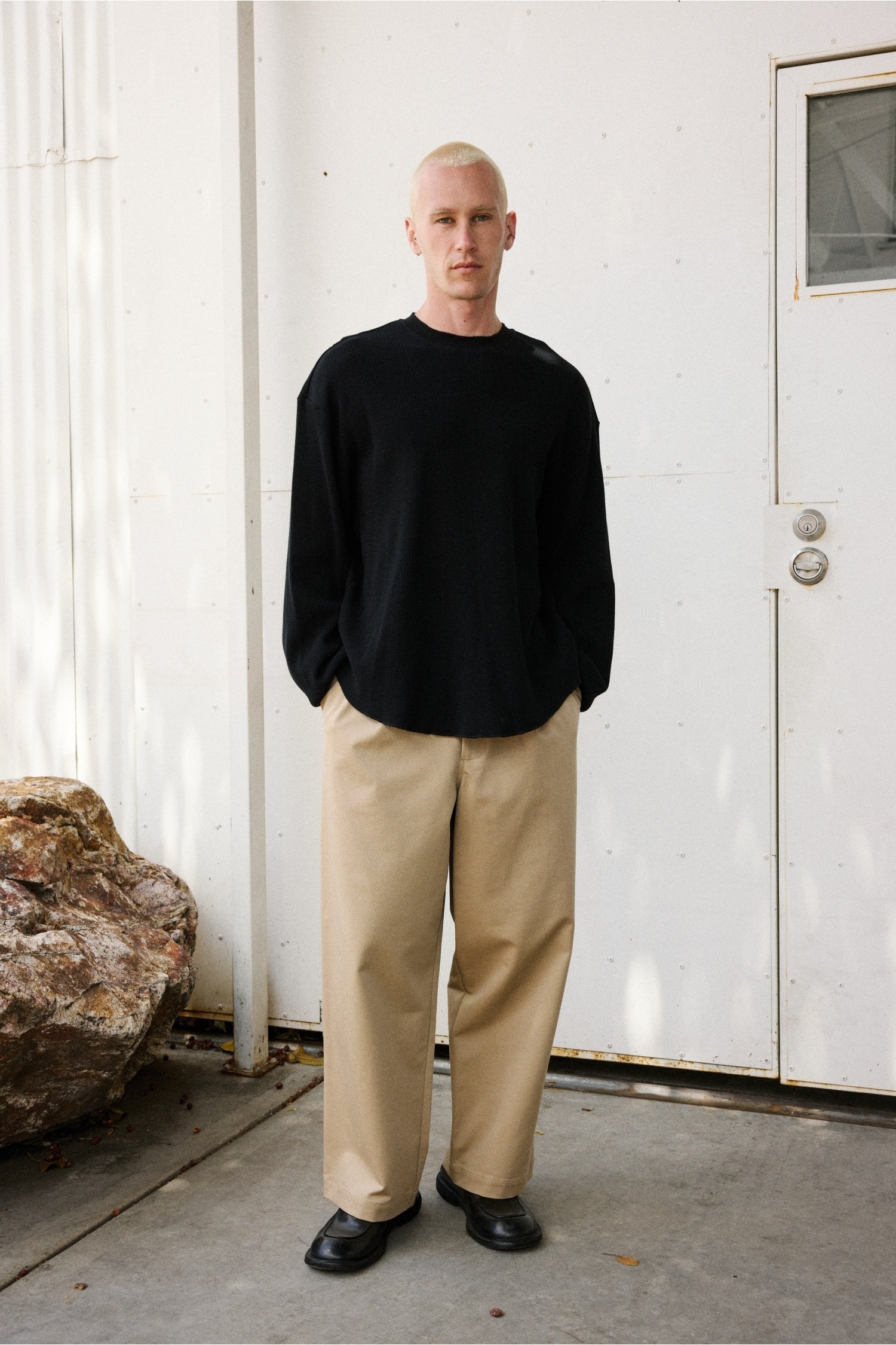 TCM0116-BLACK