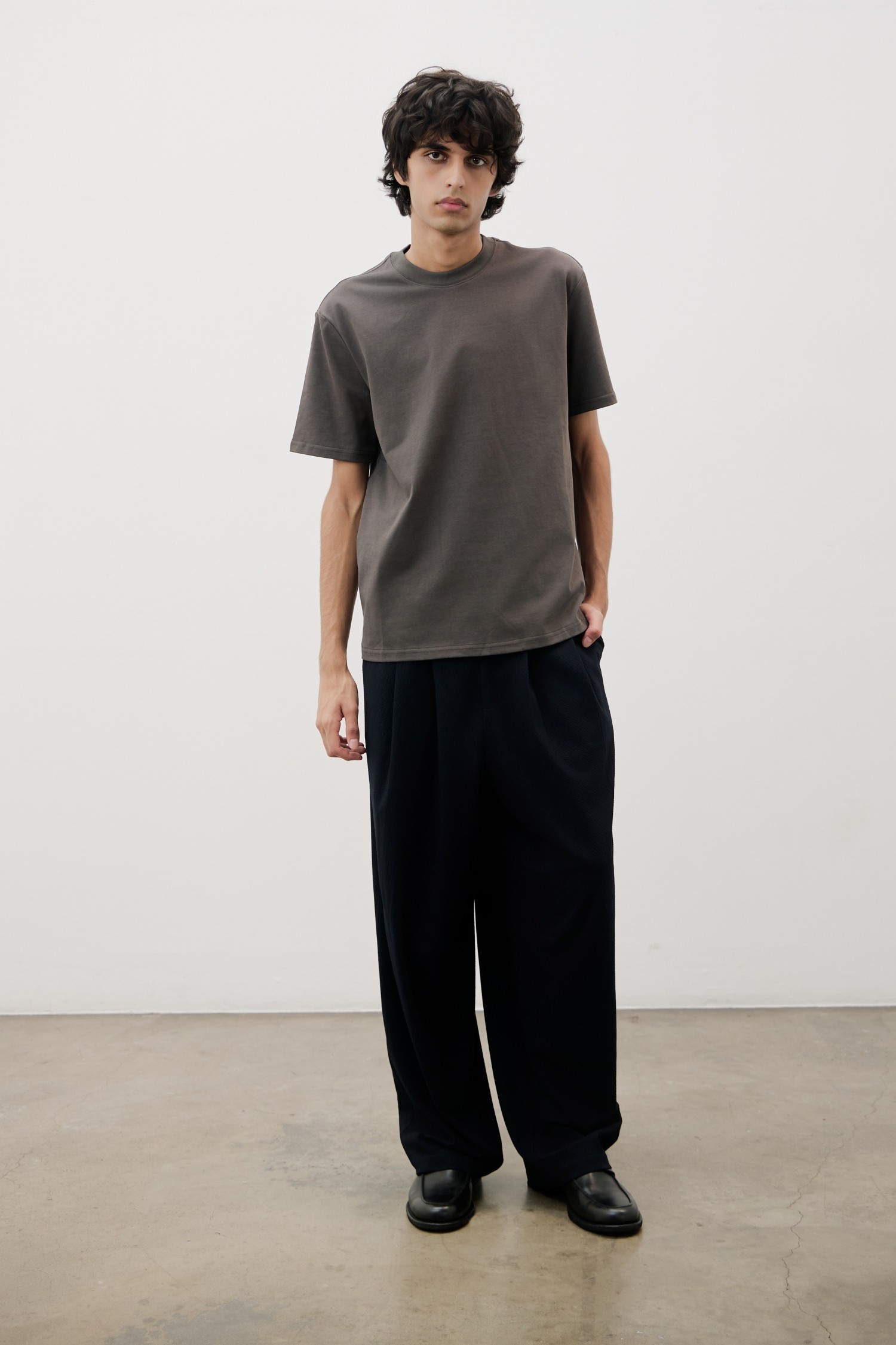 TCM0450-CHARCOAL