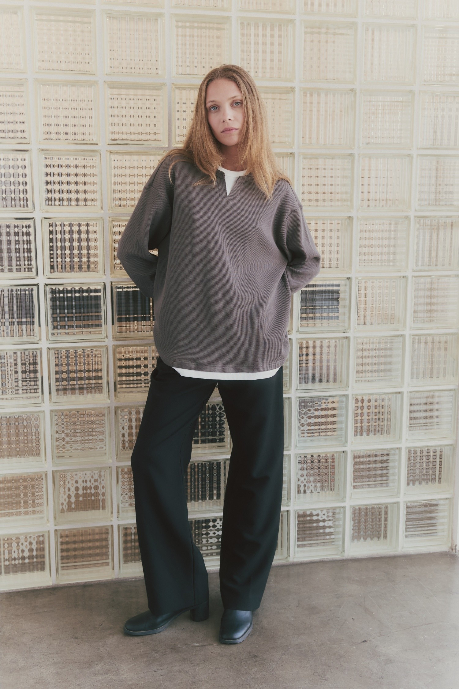 TCM0614-GREY