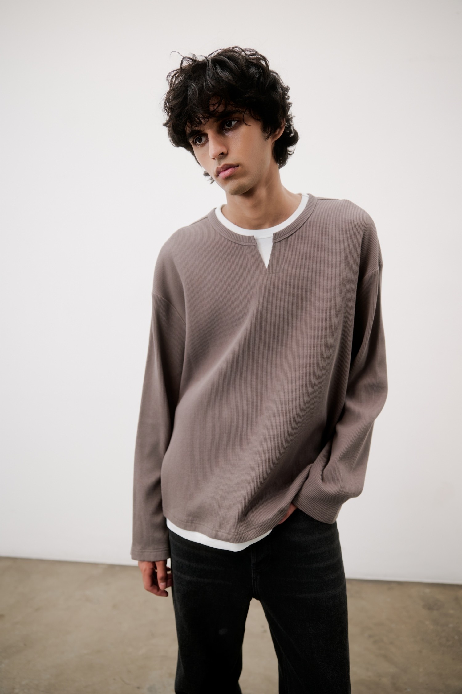 TCM0614-GREY