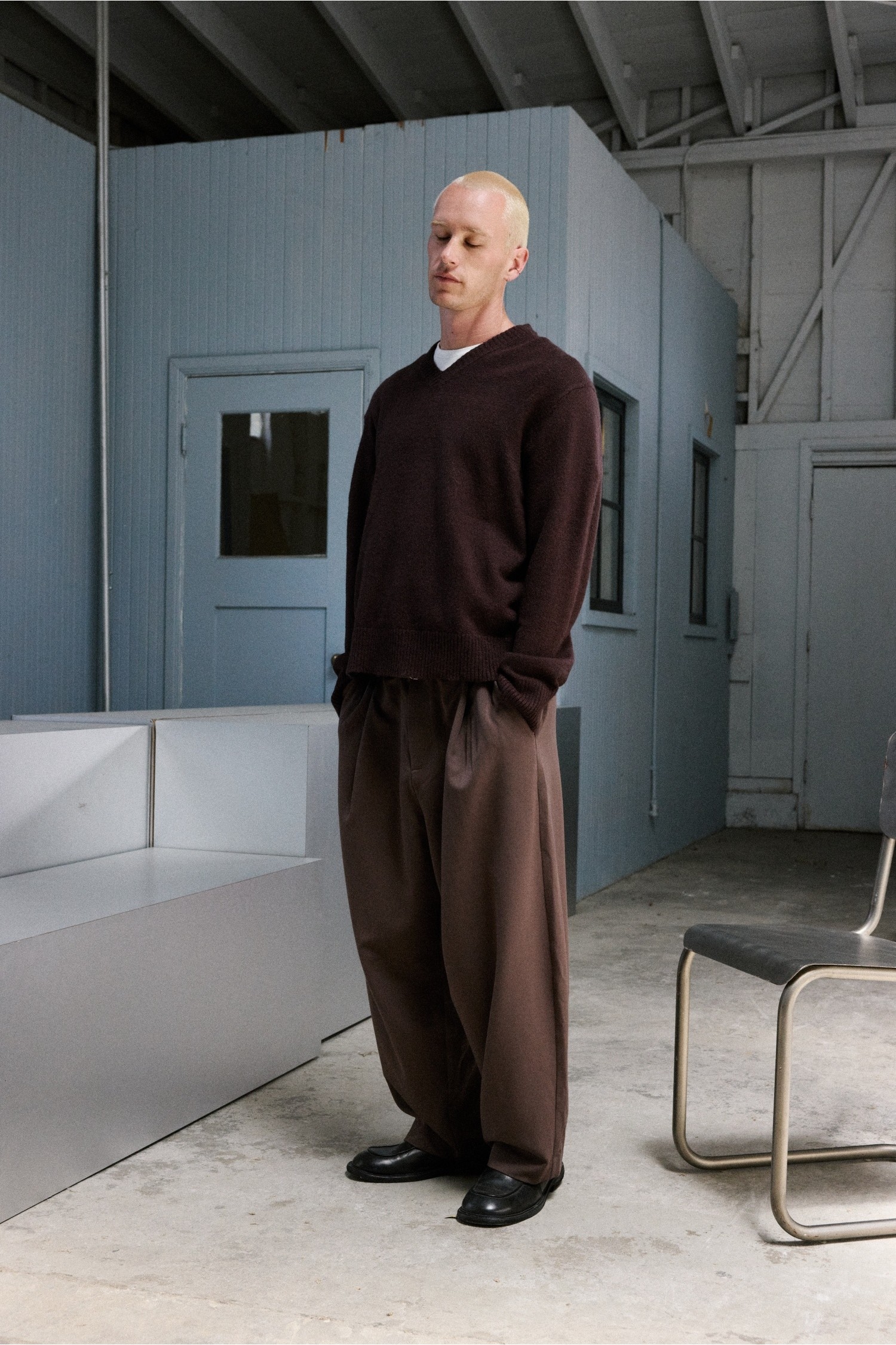 TCM1329-BROWN