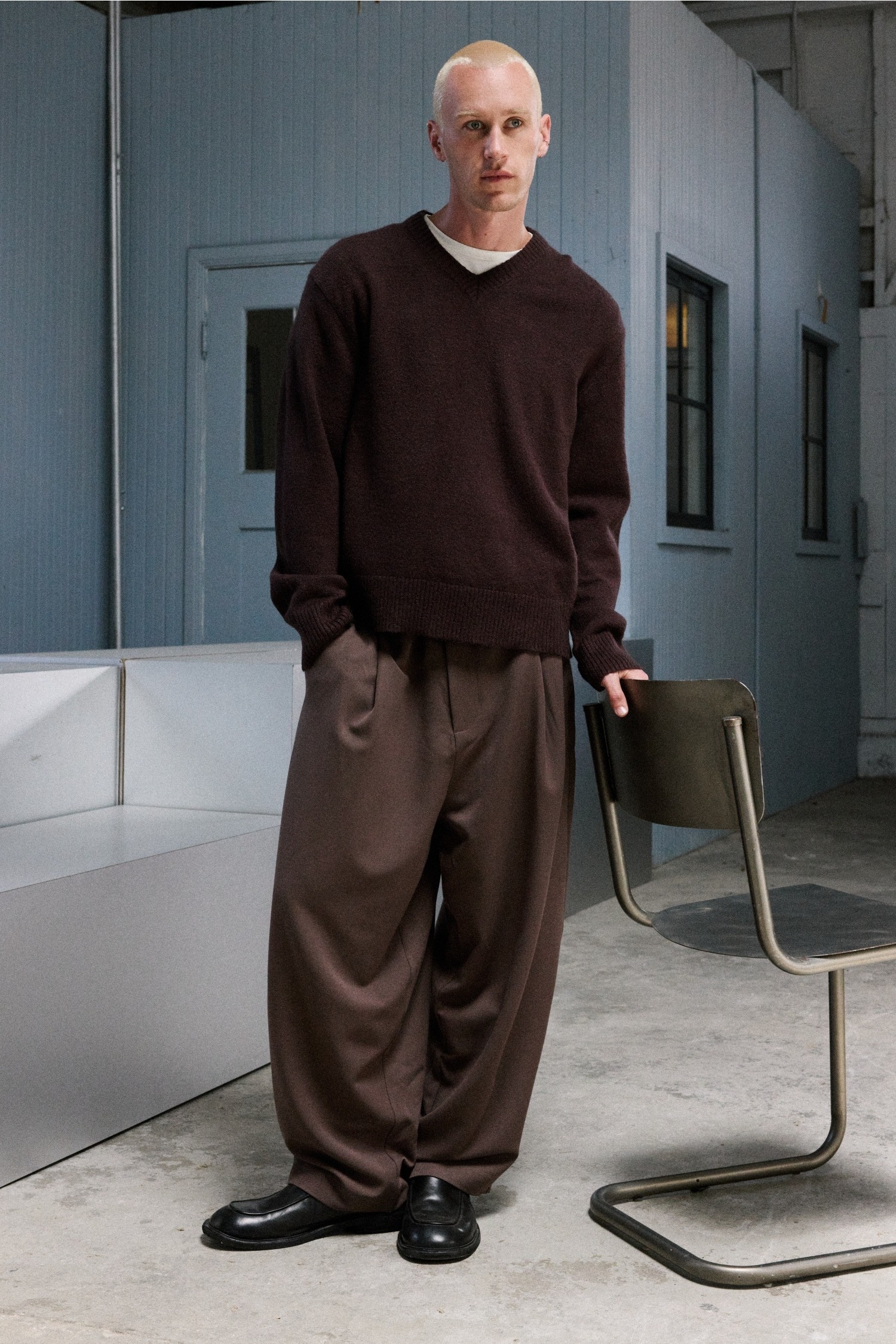 TCM1329-BROWN