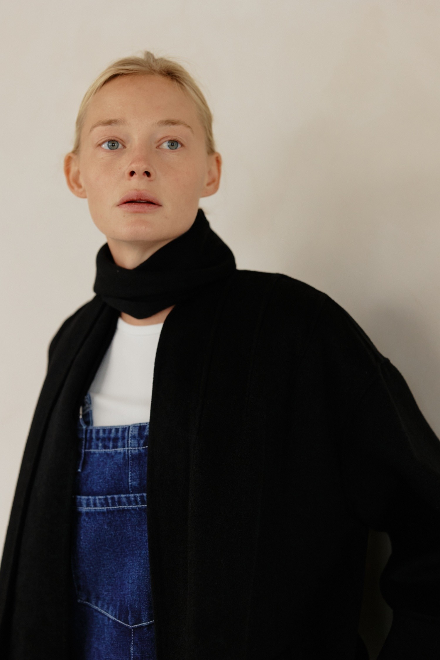 TM1858-BLACK