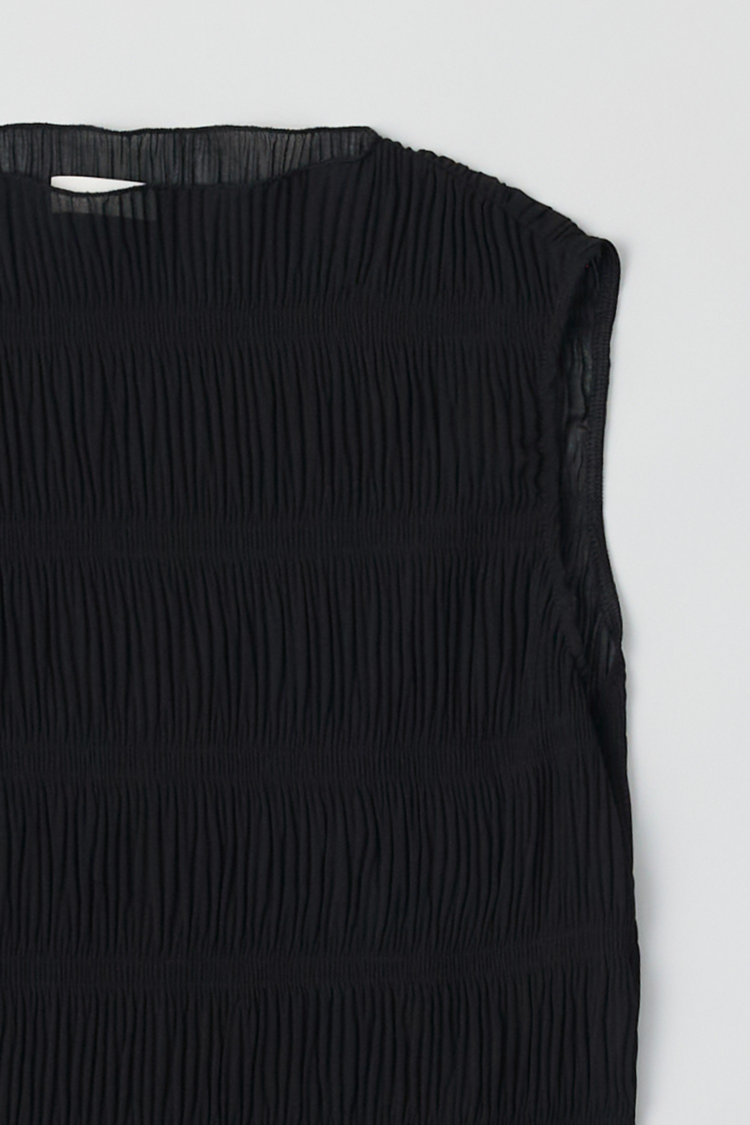 TM2071.-BLACK