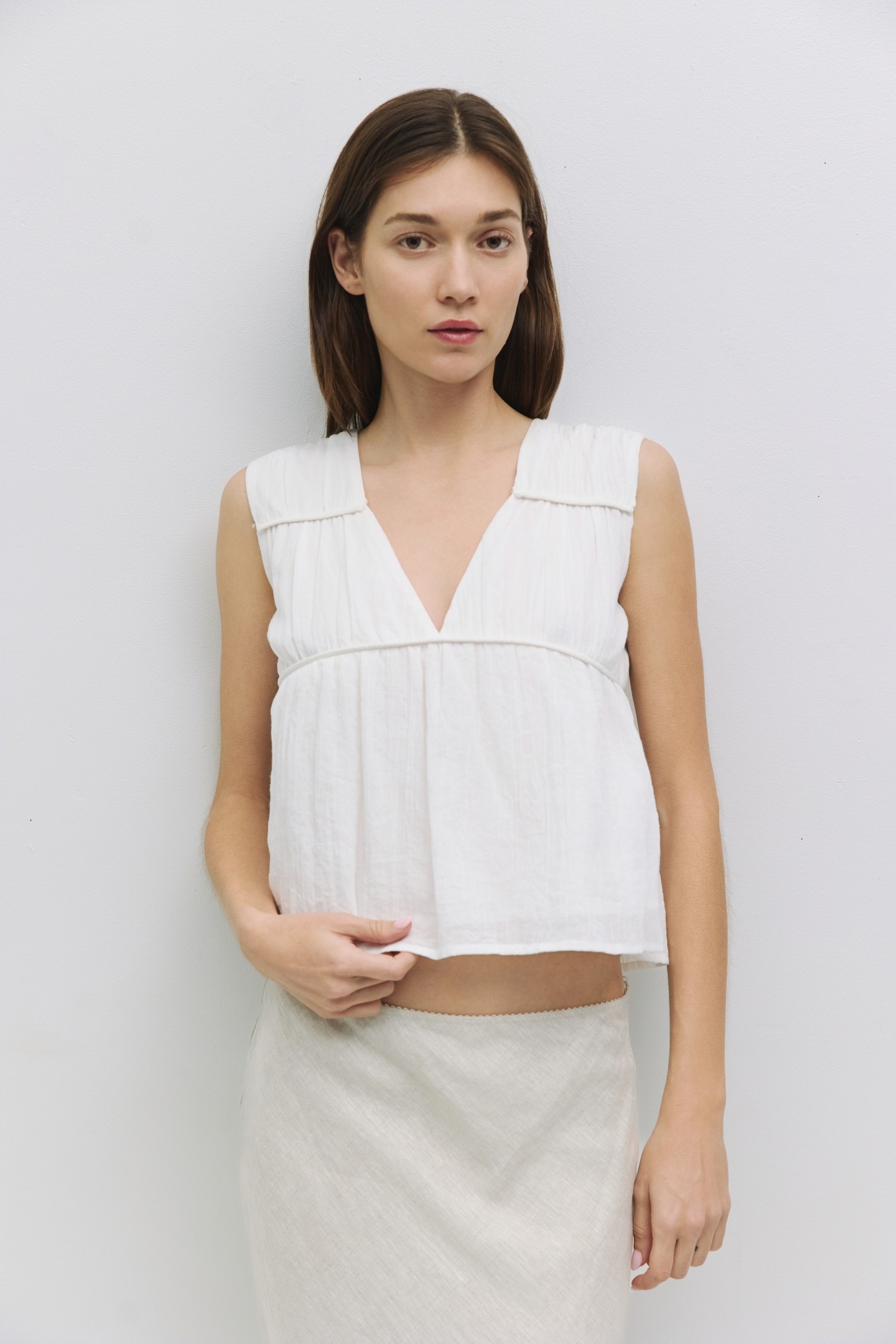 TM2101.-OFF WHITE