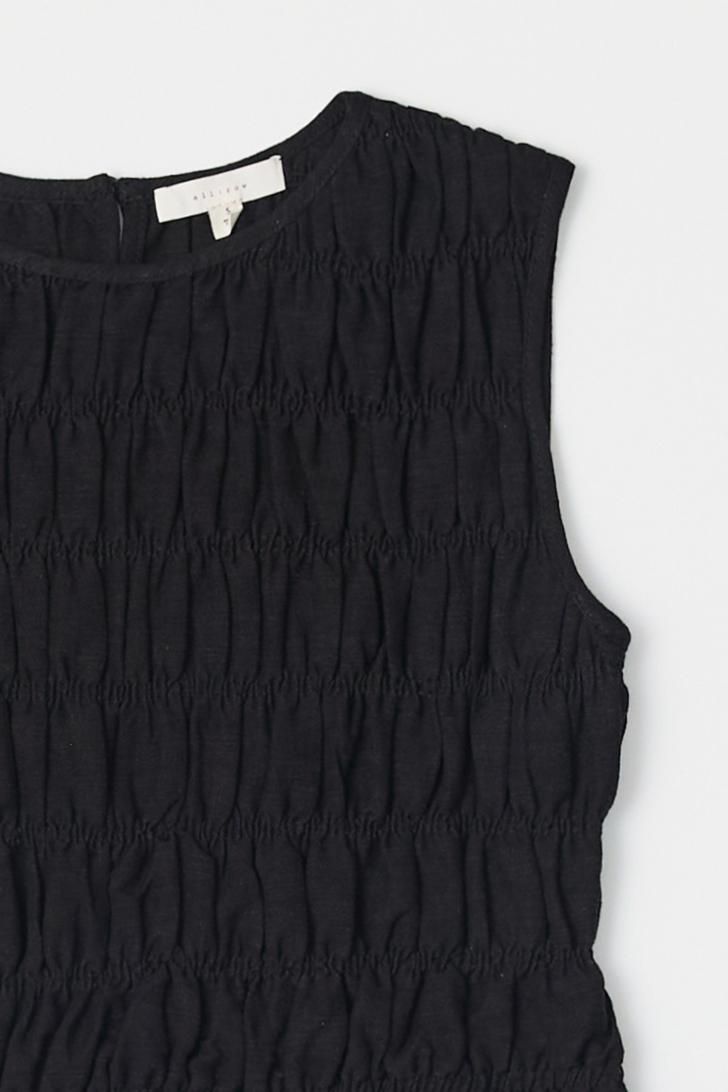TM2136.-BLACK