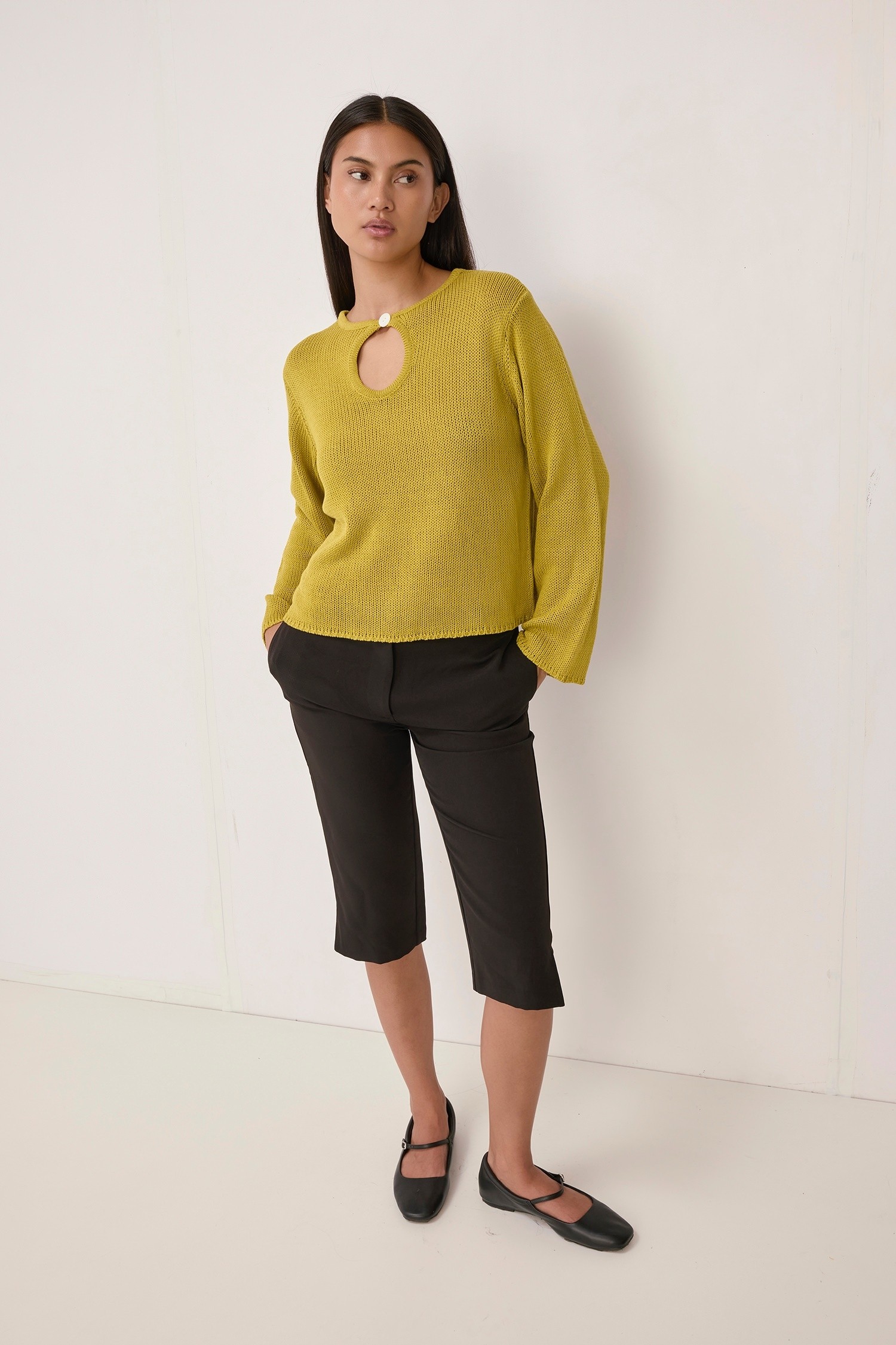 TM2184.-CHARTREUSE