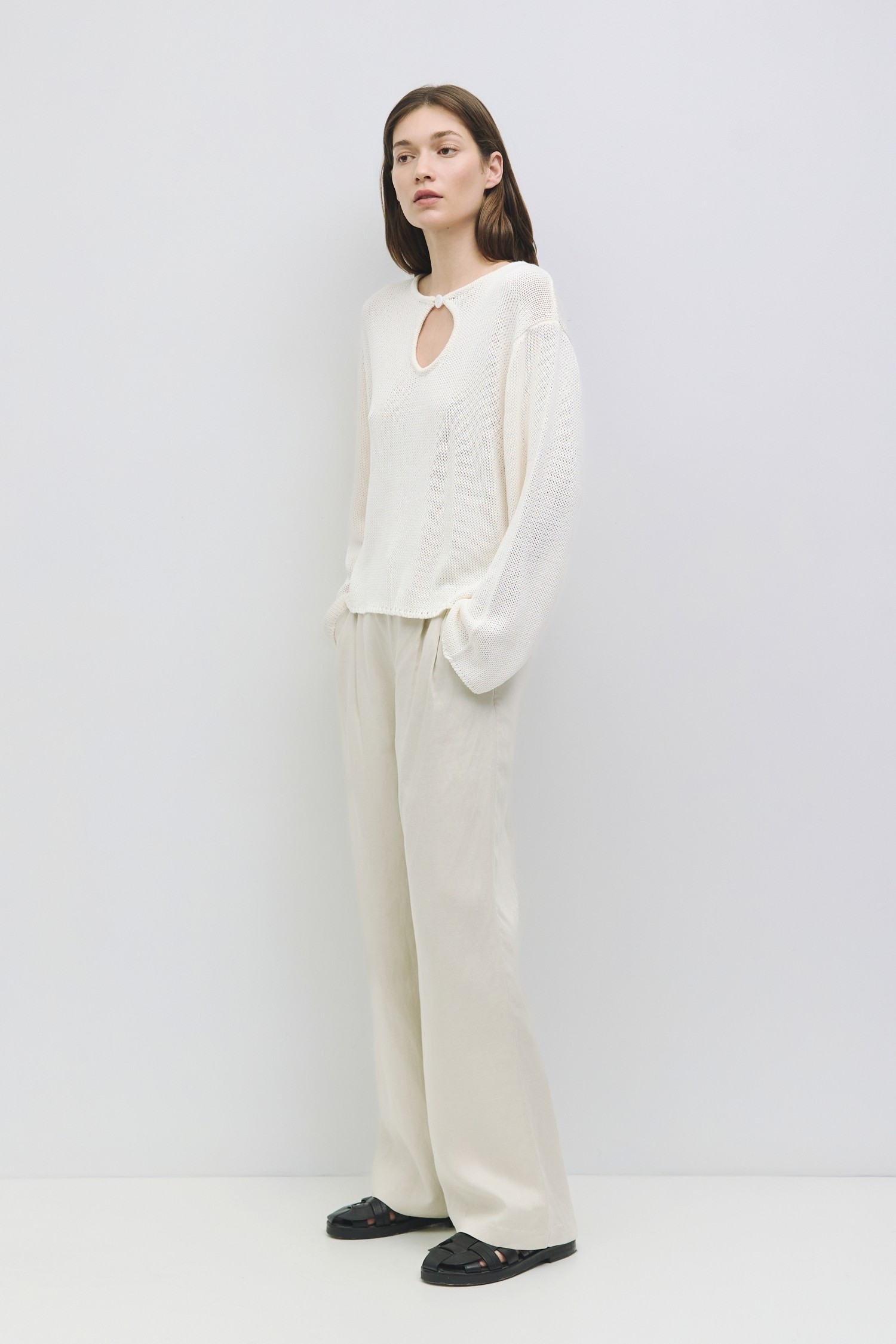 TM2184.-CREAM
