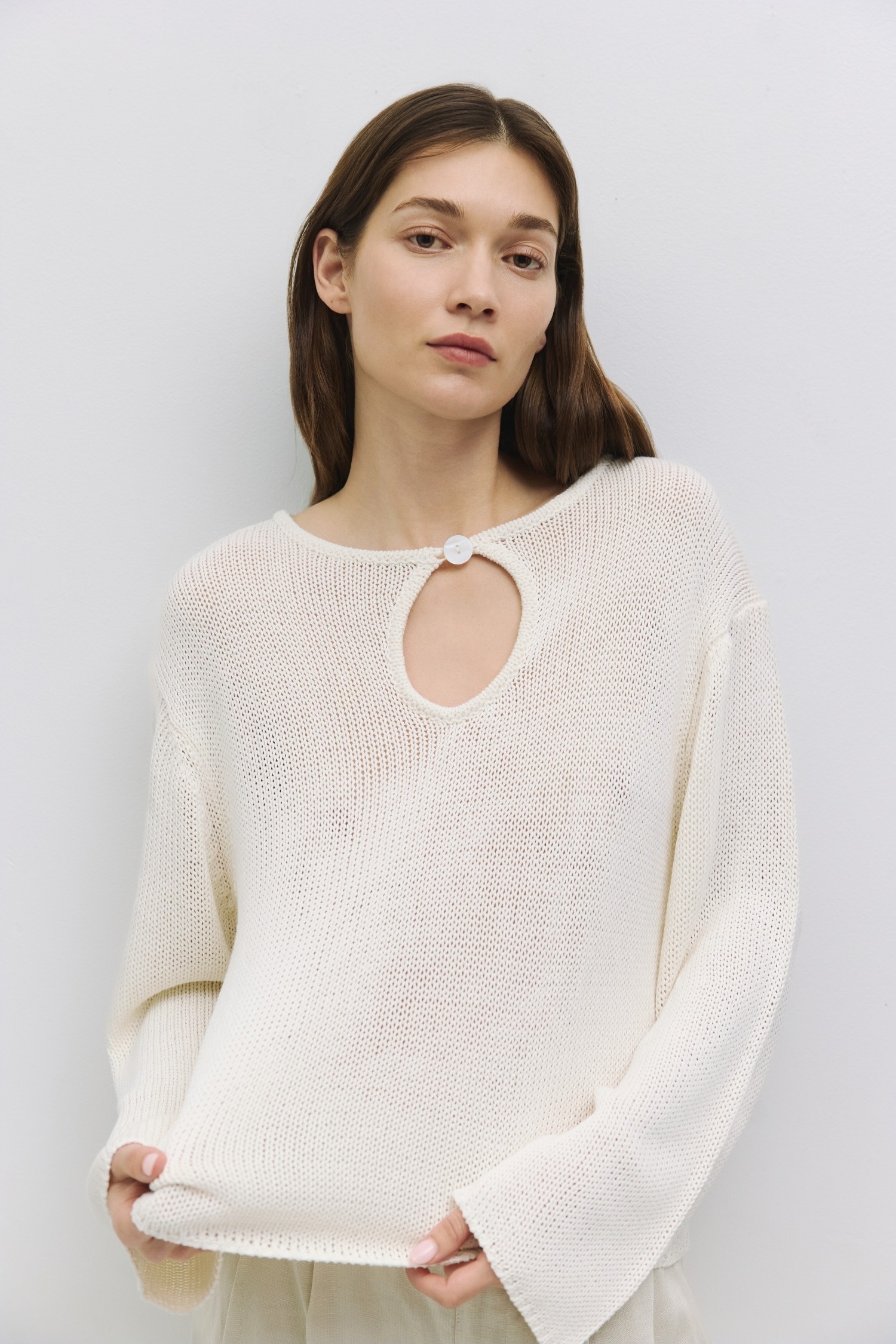 TM2184.-CREAM