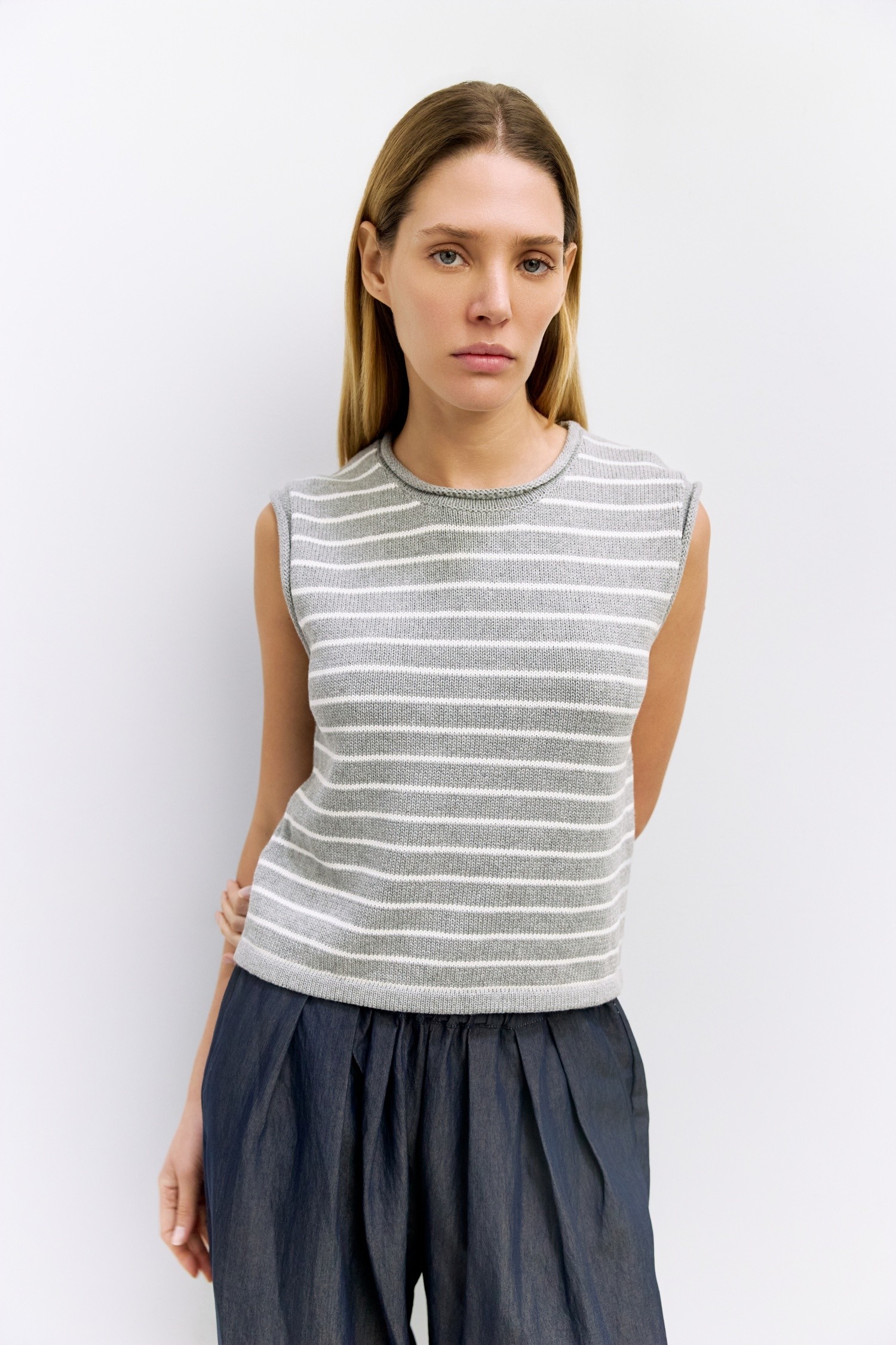 TMR0024-H GREY-IVORY