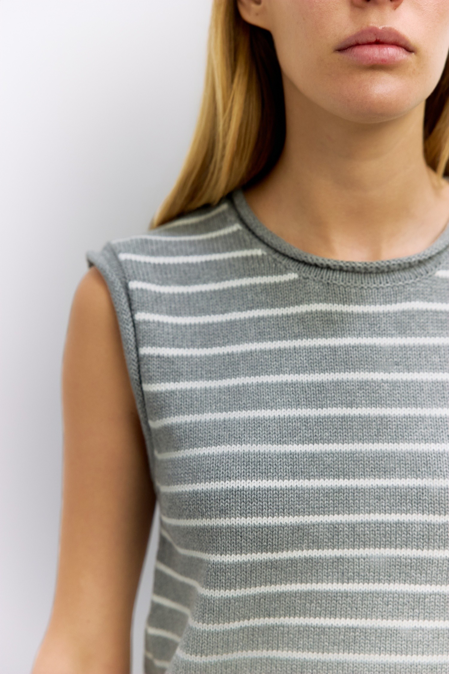 TMR0024-H GREY-IVORY