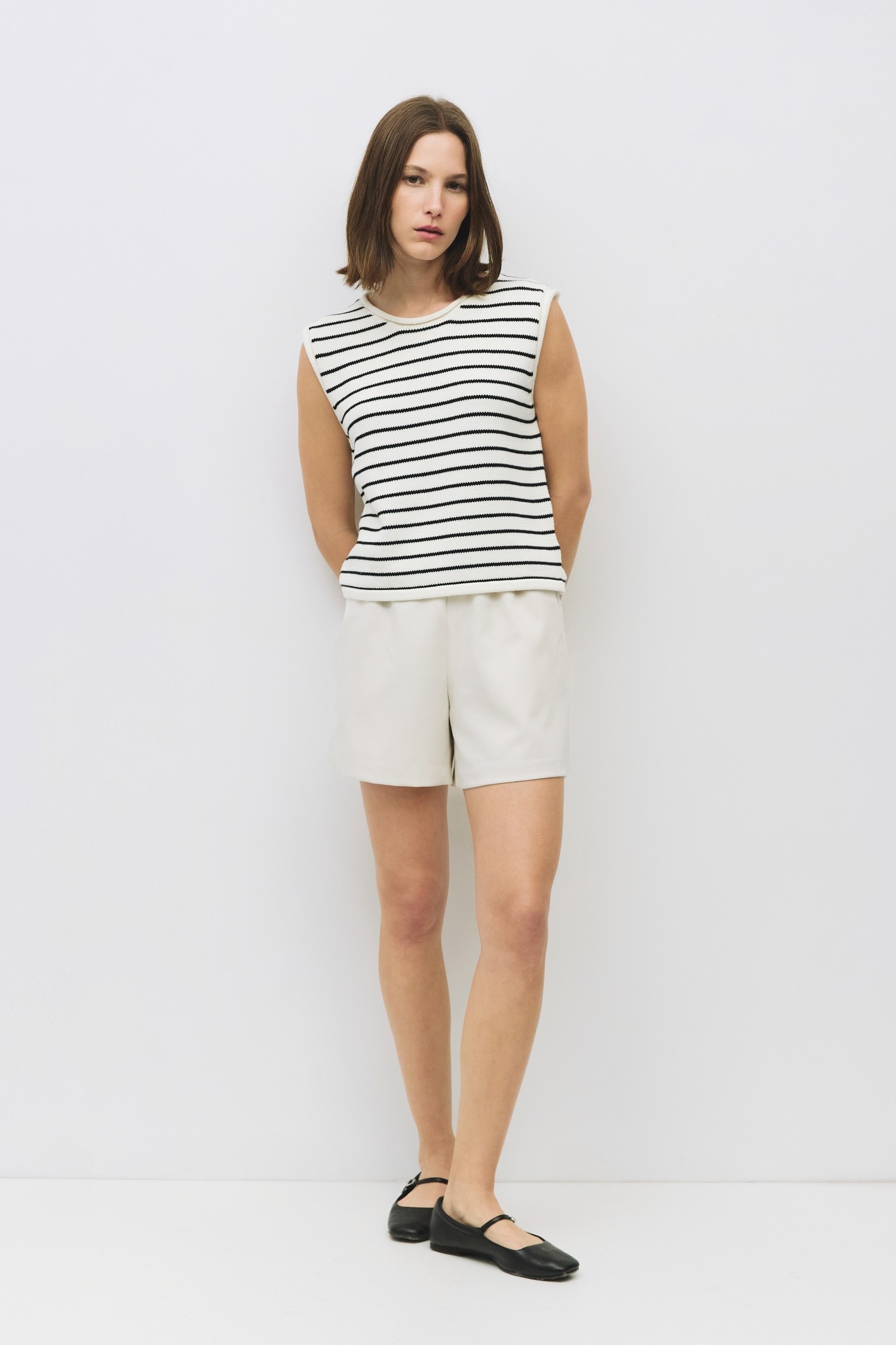 TMR0024-WHITE/BLACK