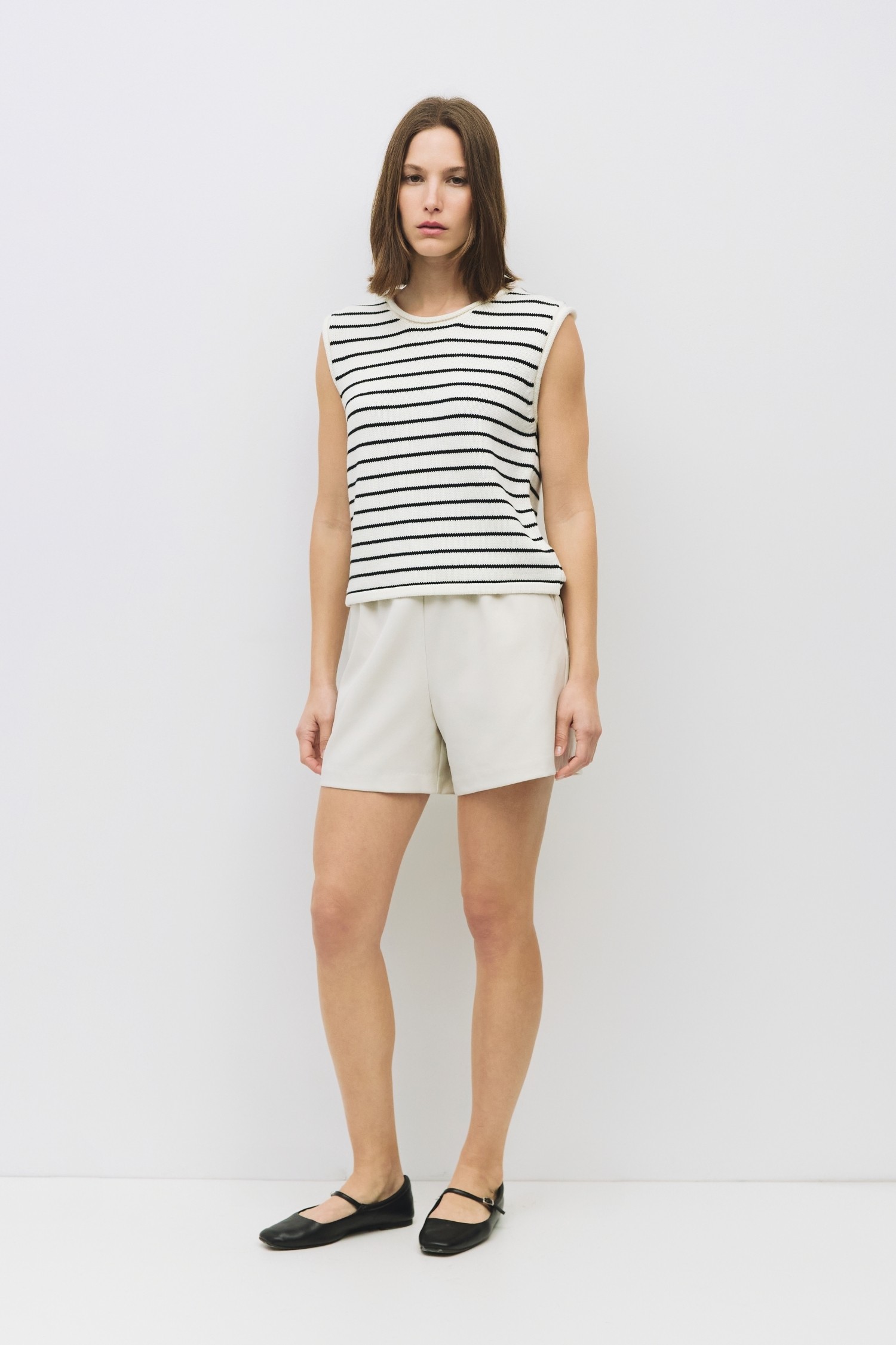TMR0024-WHITE/BLACK