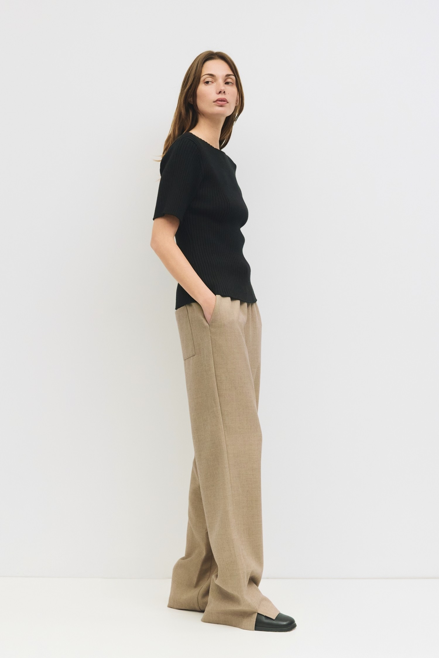 TMR0112-BLACK