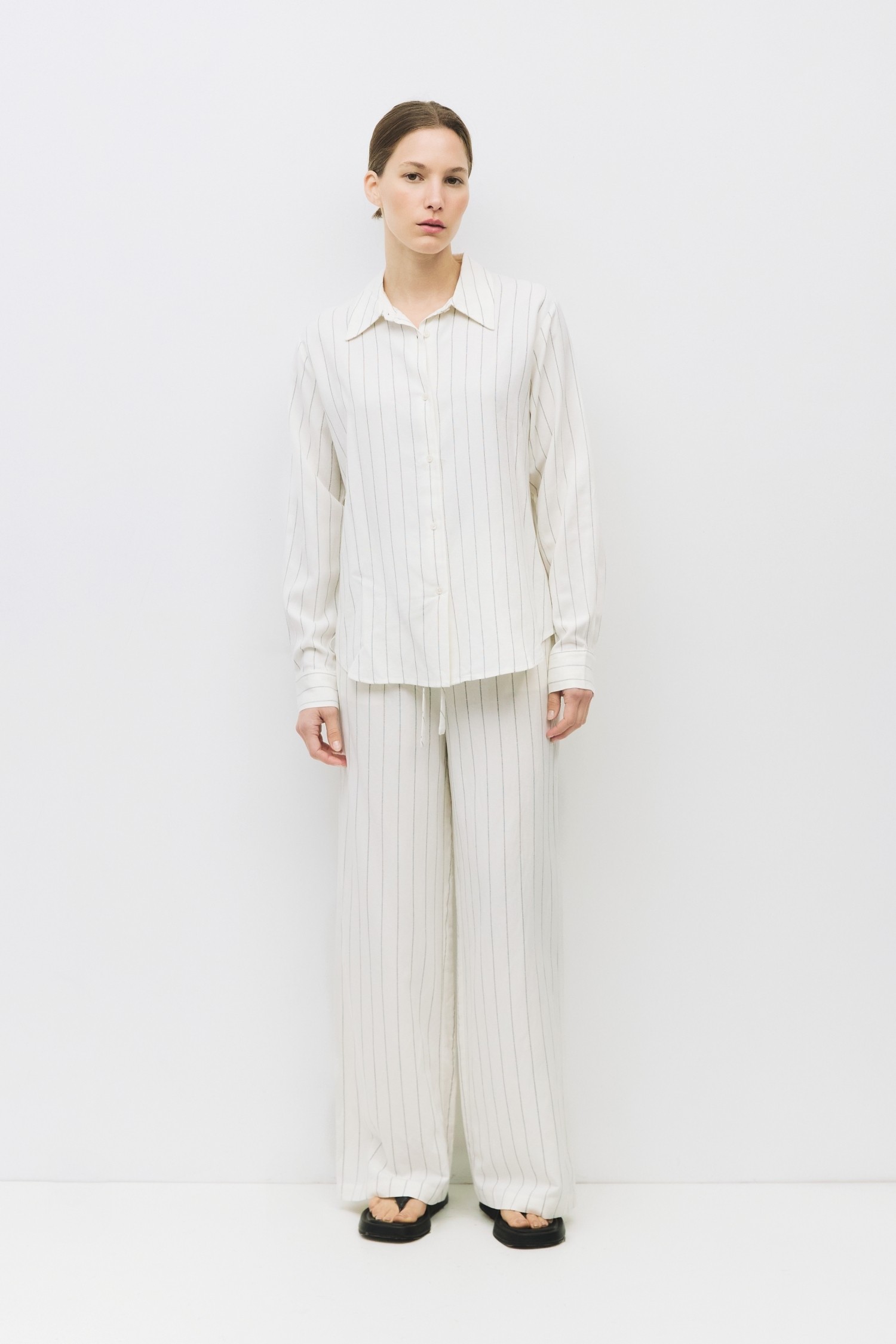 TMR0143-WHITE