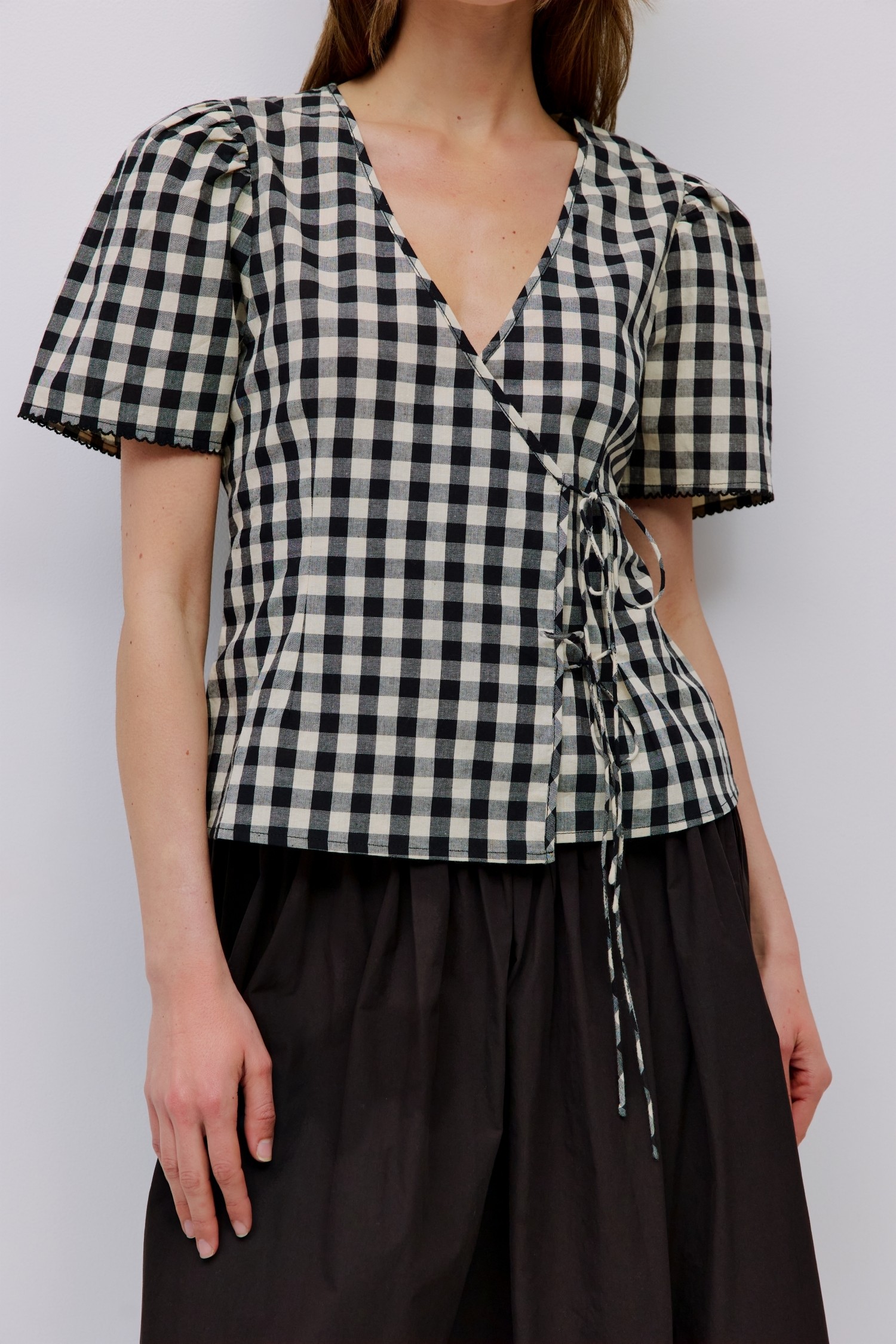 TMR0164-CREAM-BLACK
