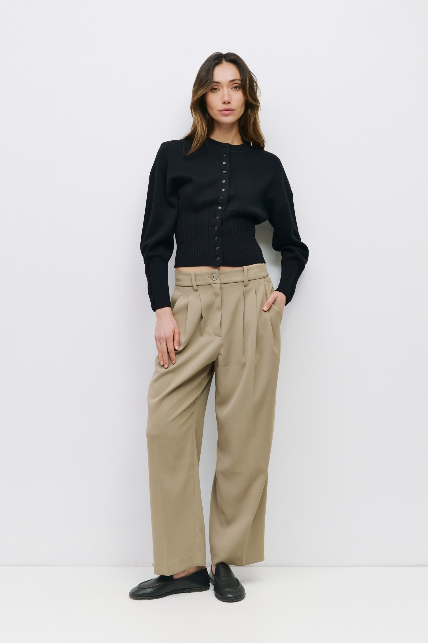 TMR0181.-BLACK