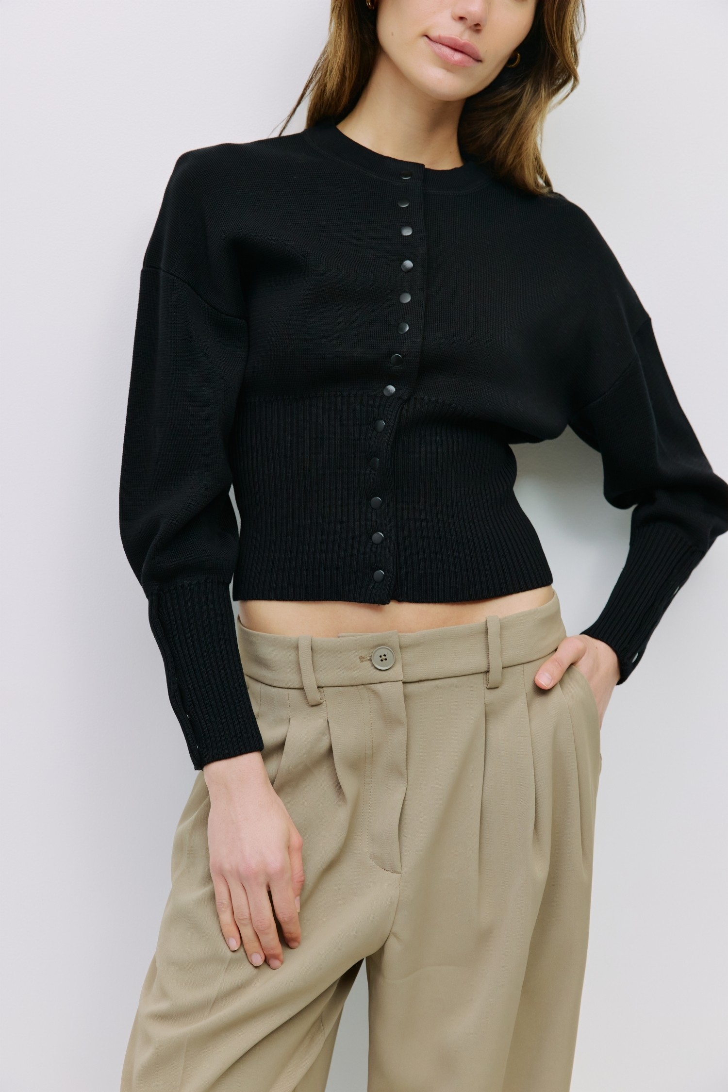 TMR0181.-BLACK