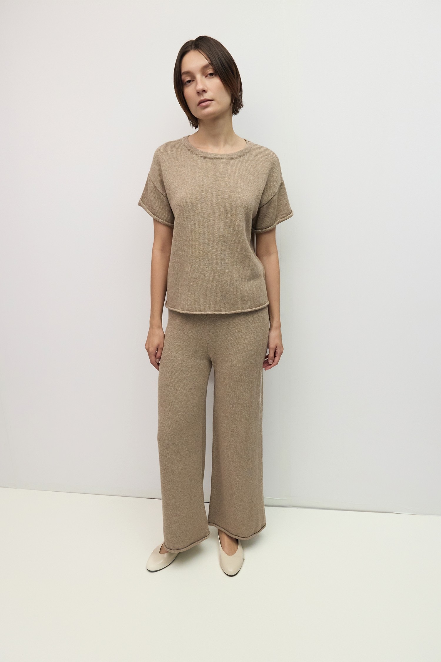 TMR0199.-TAUPE