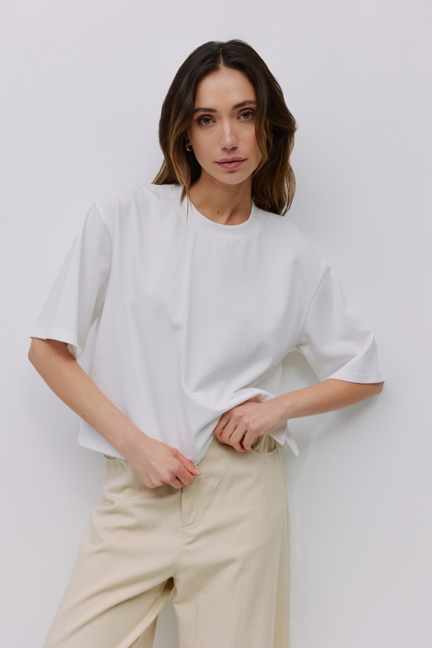 TMR0259.-WHITE