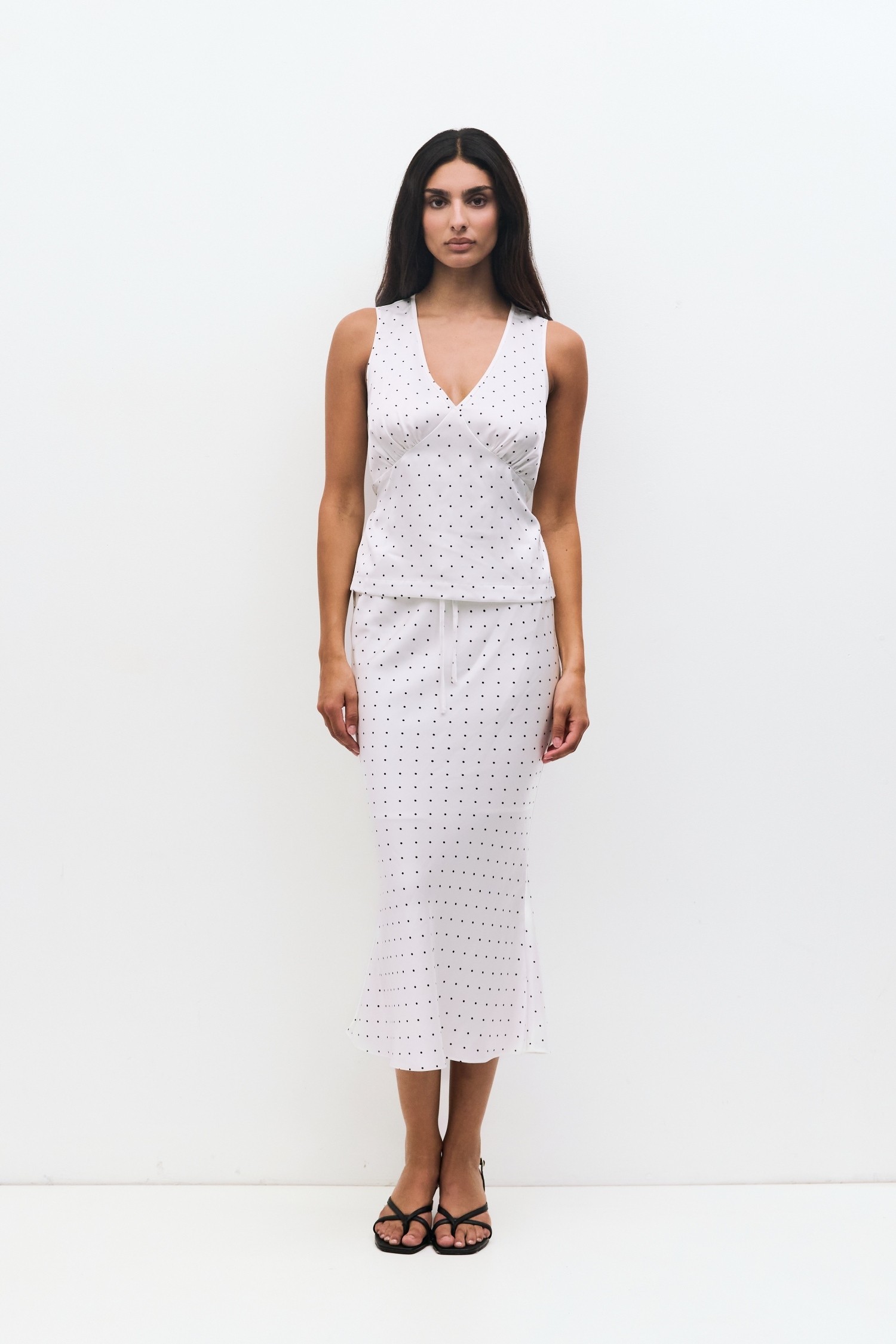 SMR0728-WHITE-BLACK