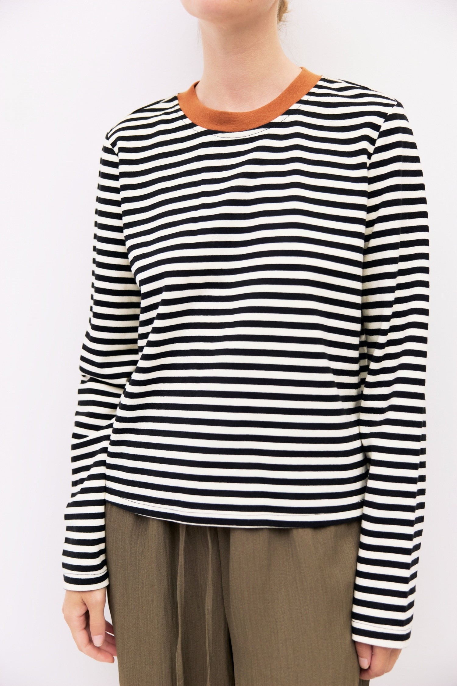 TMR0511-BLACK-CREAM