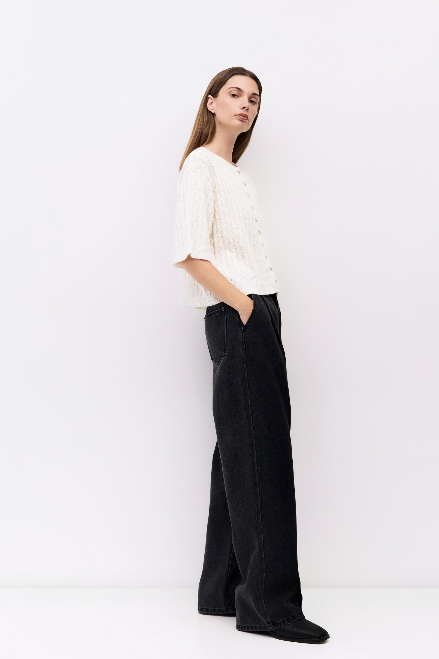 TMR0563-CREAM
