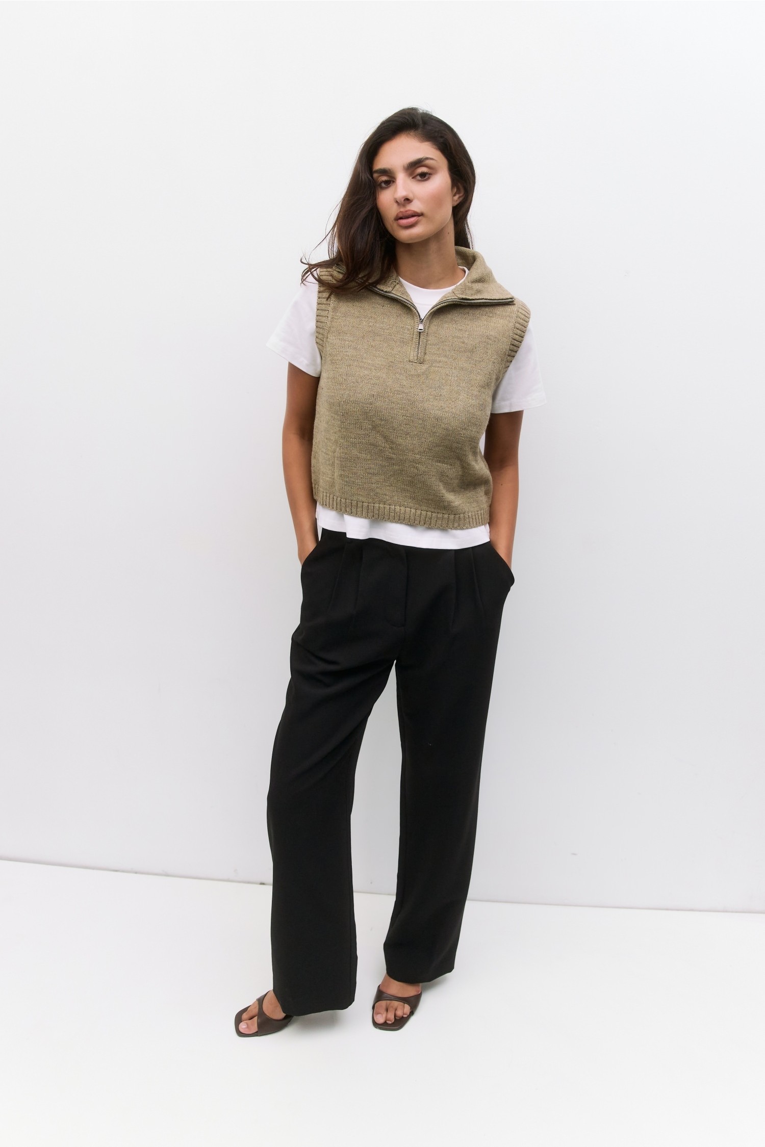 TMR0666-TAUPE