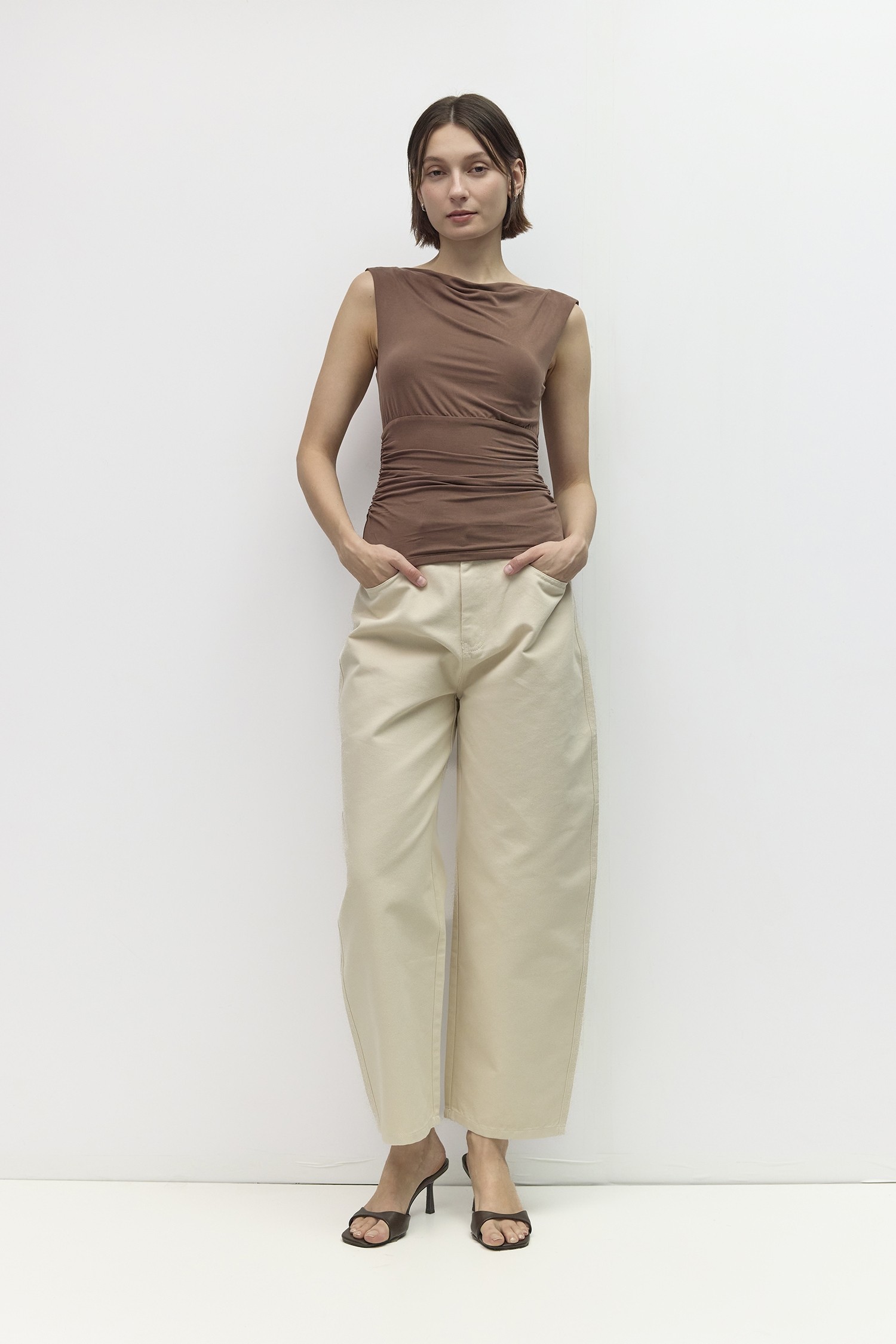 TMR0906-BROWN