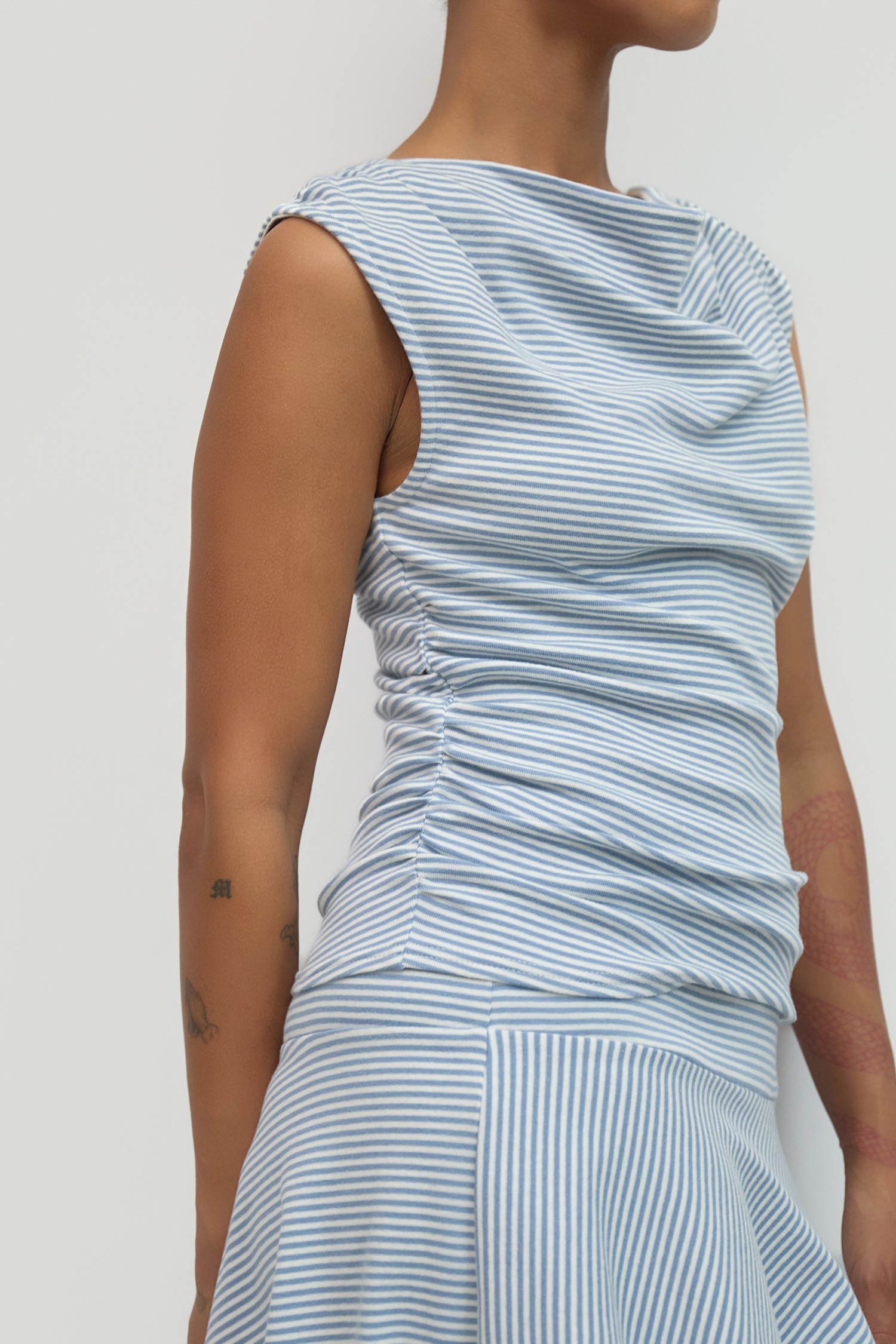 TMR0952-BLUE-WHITE