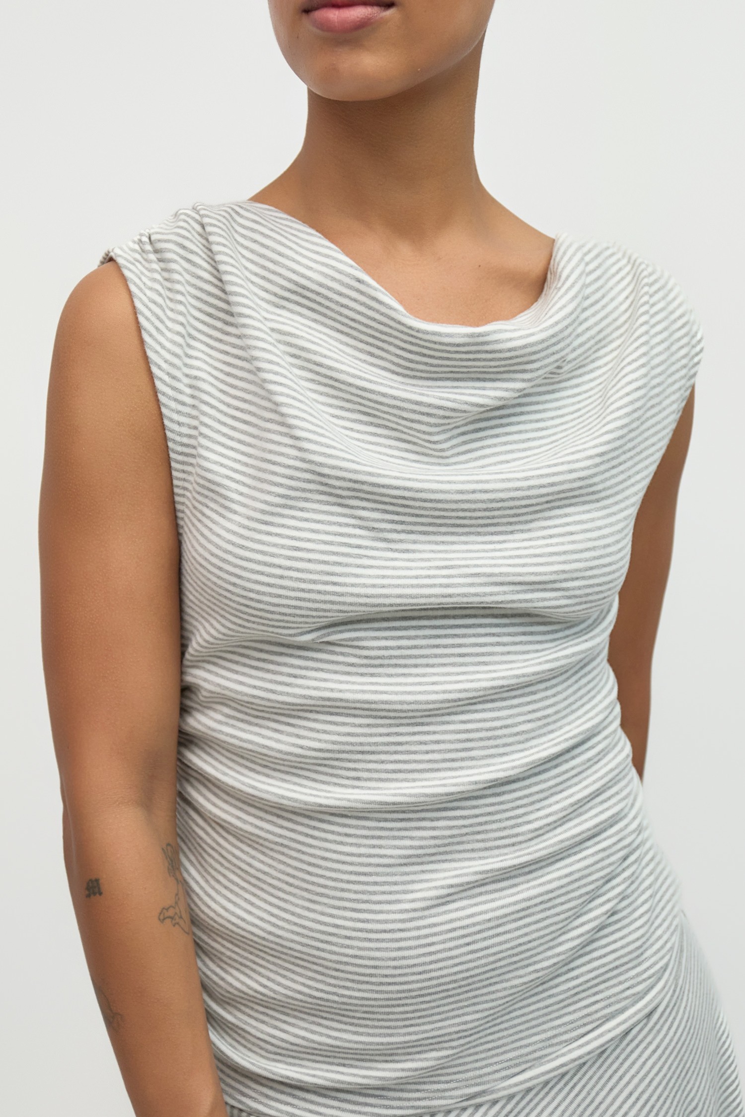 TMR0952-H.GREY-WHITE