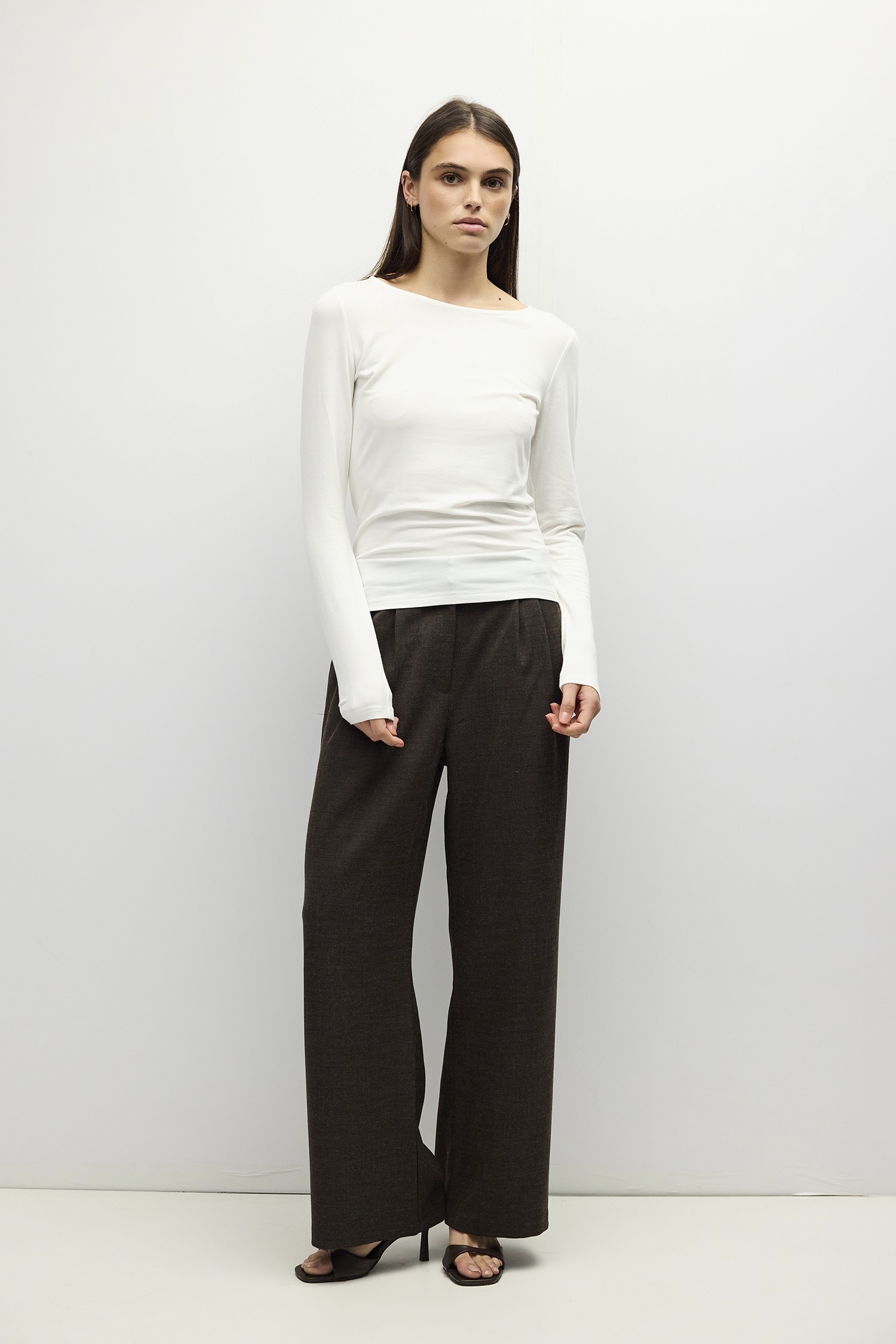 TMR1046-IVORY