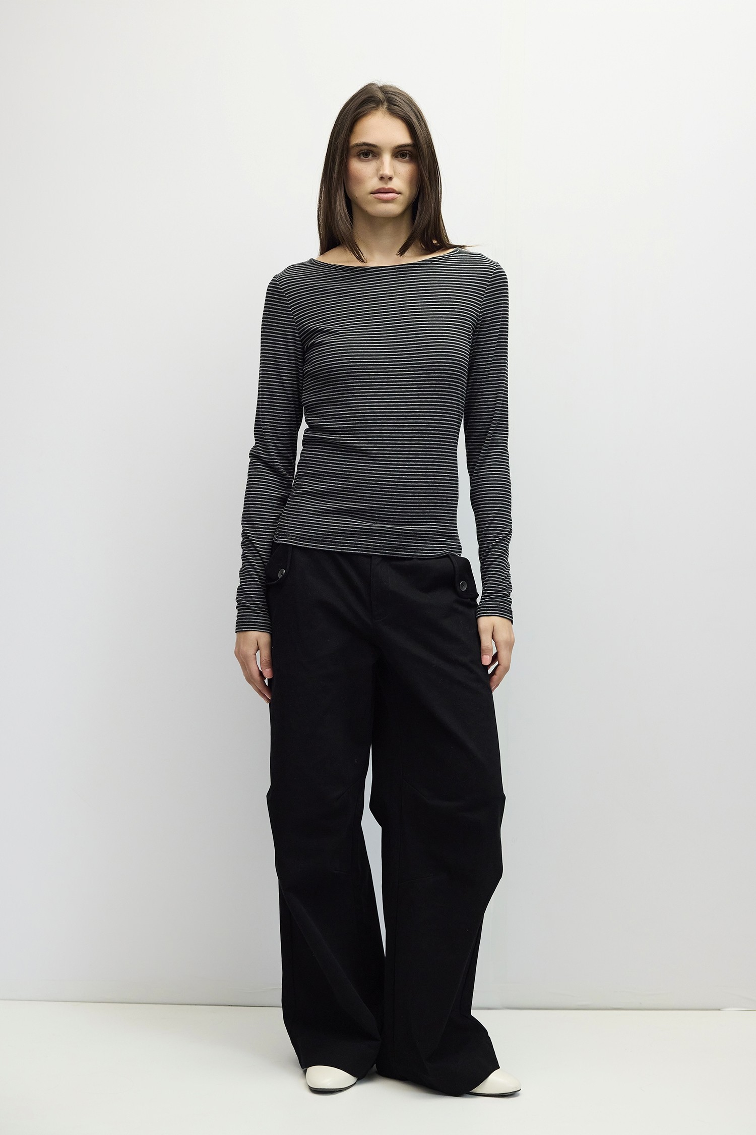 TMR1047-BLACK