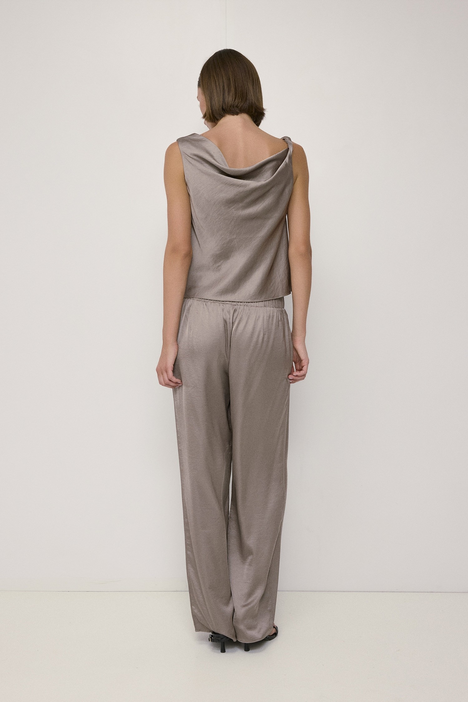 TMR1360-TAUPE
