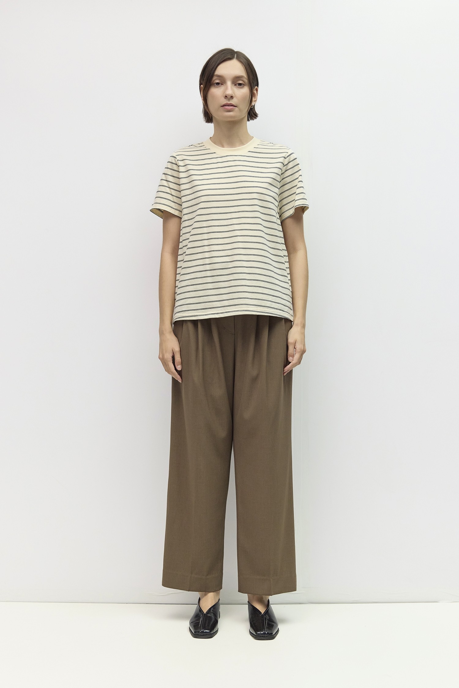 TMR1399-CREAM-BLACK