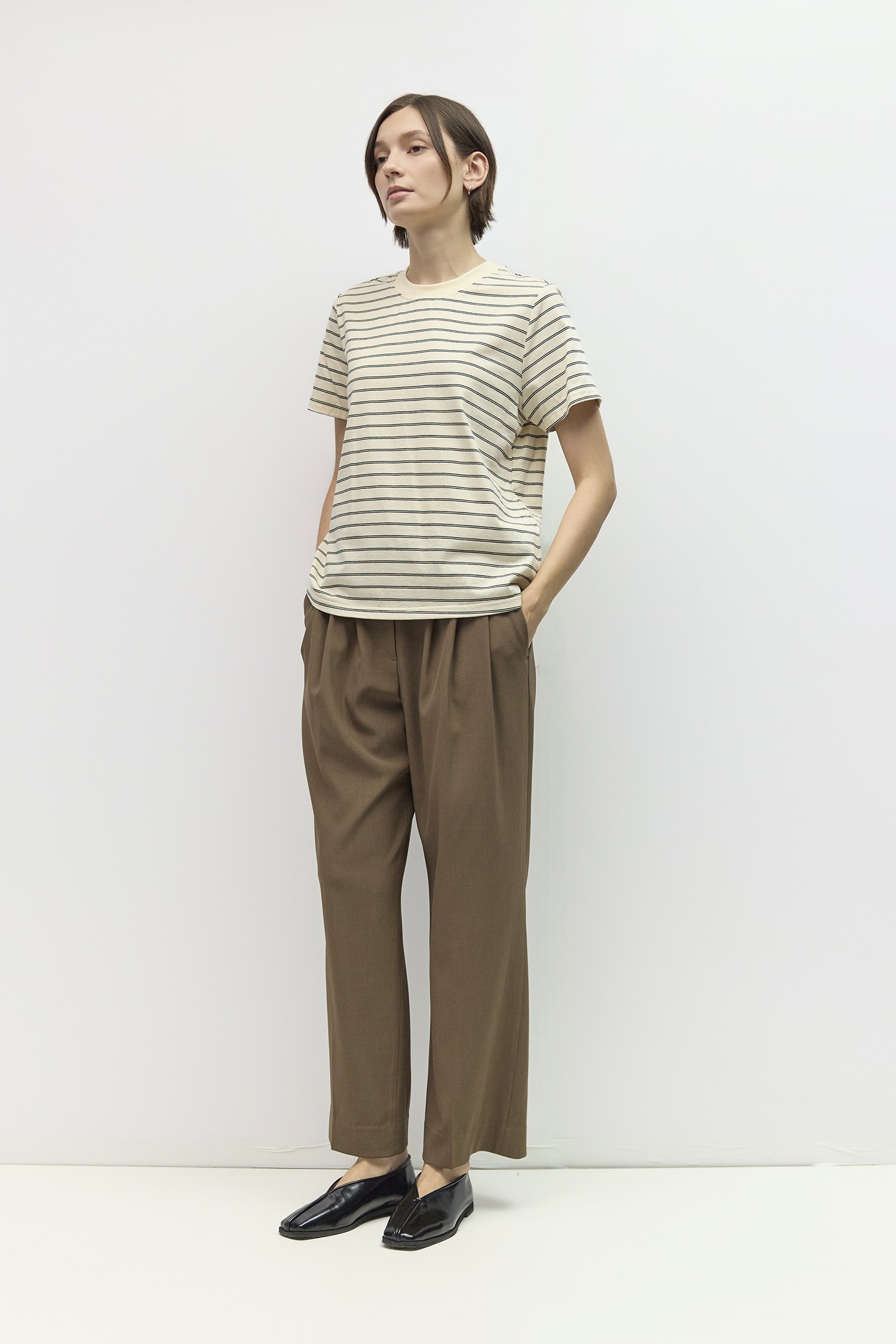 TMR1399-CREAM-BLACK