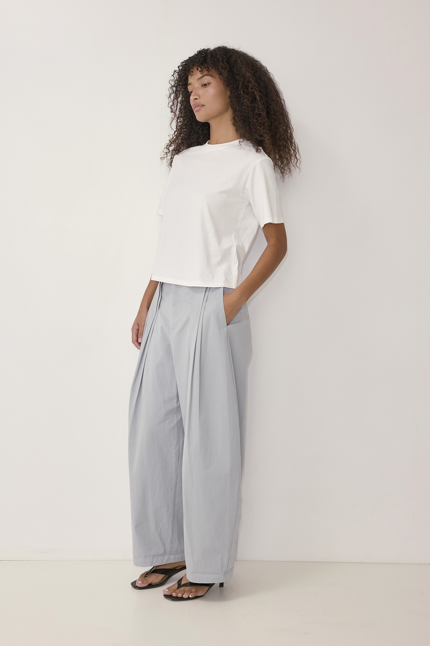 TMR1571-WHITE