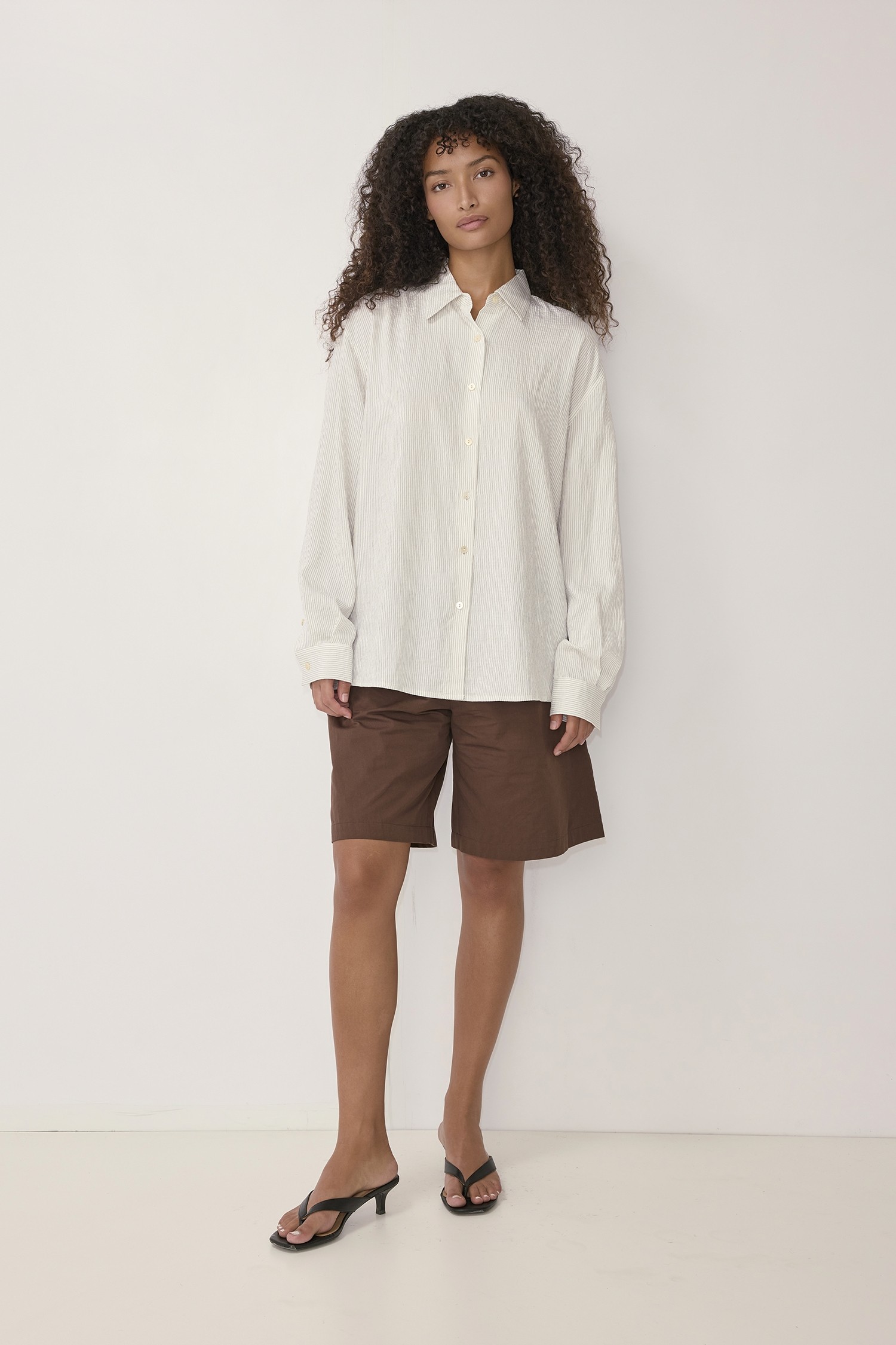 TMR1747-WHITE