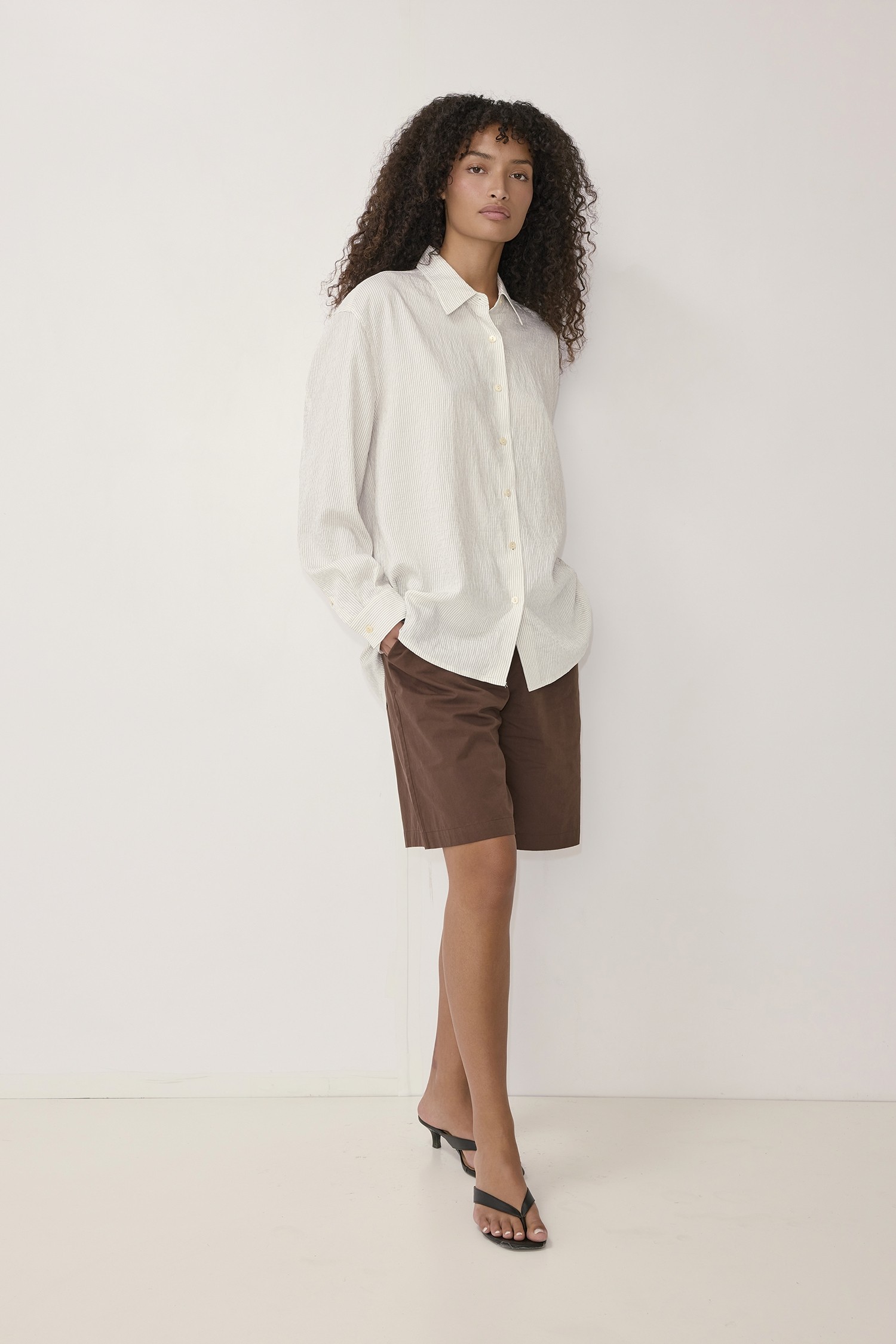 TMR1747-WHITE