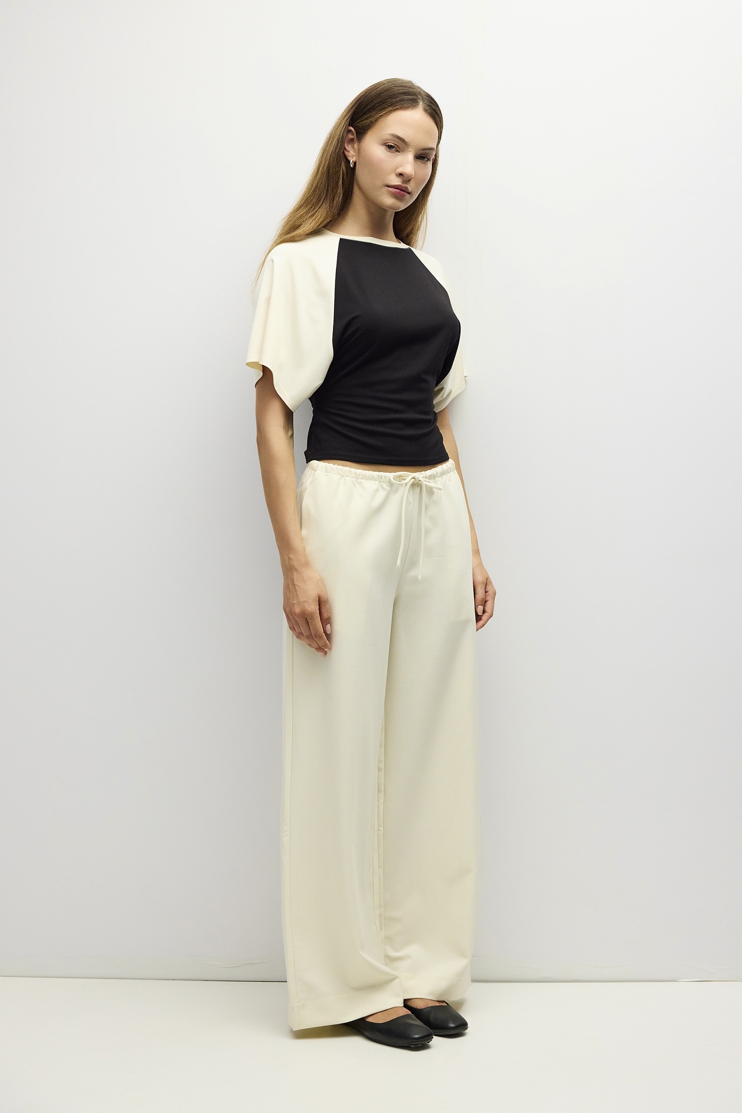 TMR1777-BLACK-CREAM