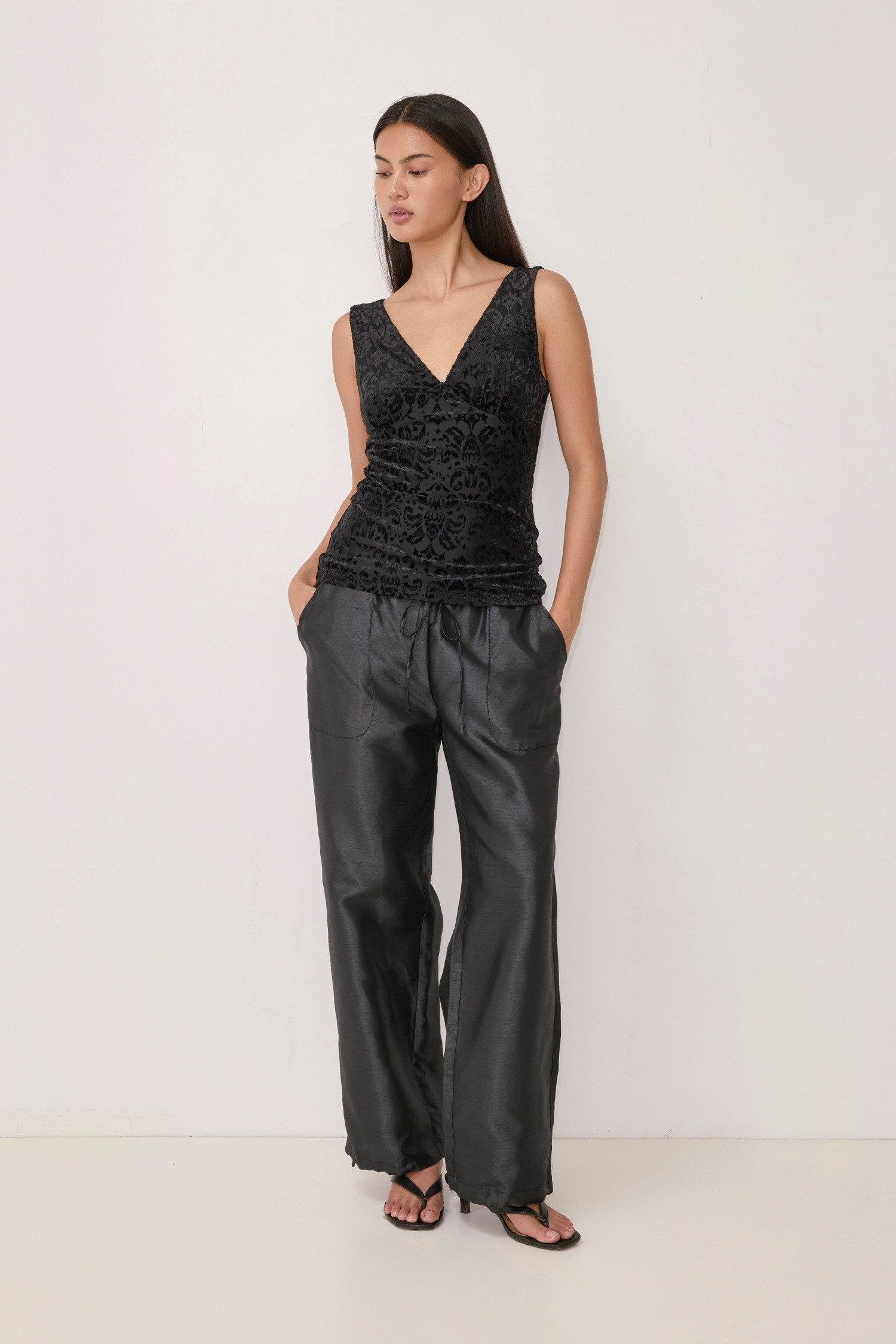 TMR1844-R-BLACK