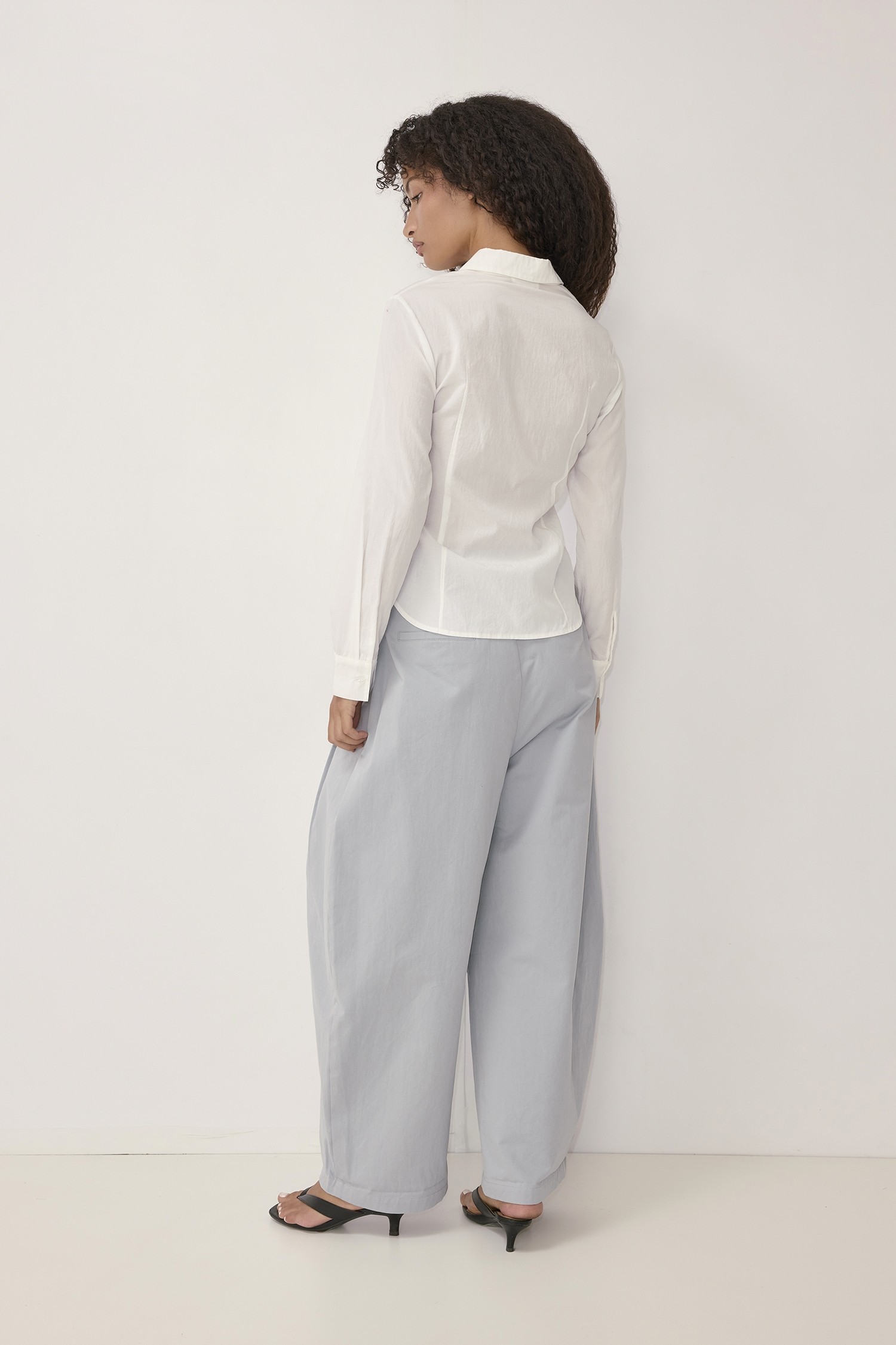 TMR1944-WHITE