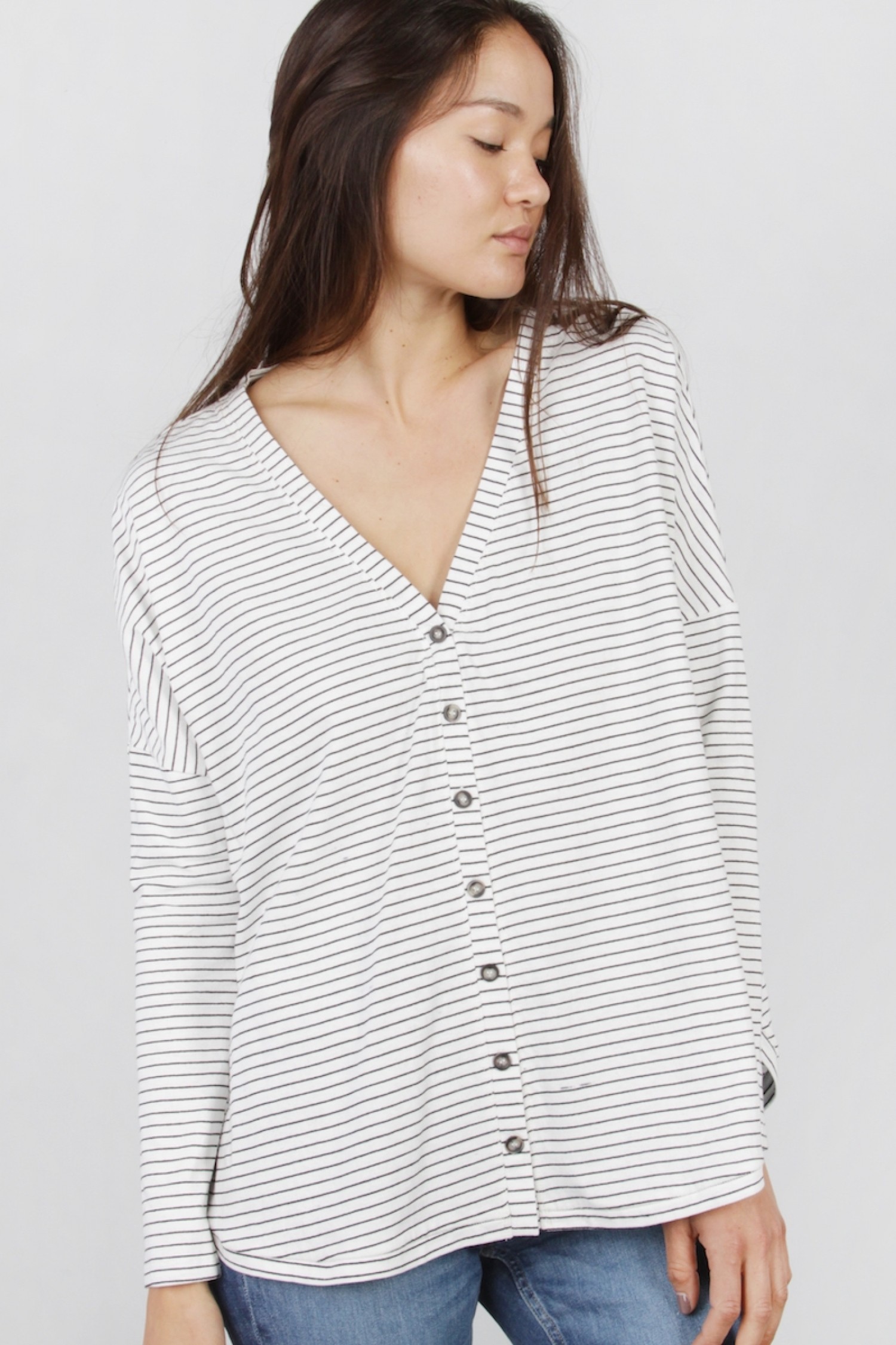 TR2227-WHITE-BLACK